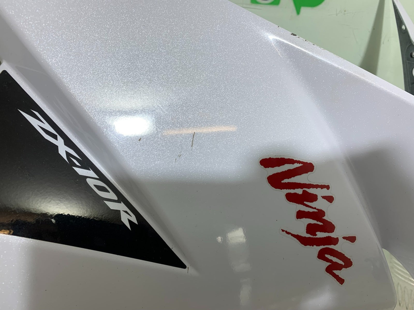 KAWASAKI ZX10R ZX10 R RIGHT FAIRING PANEL  2008-2010 (CMB1301)