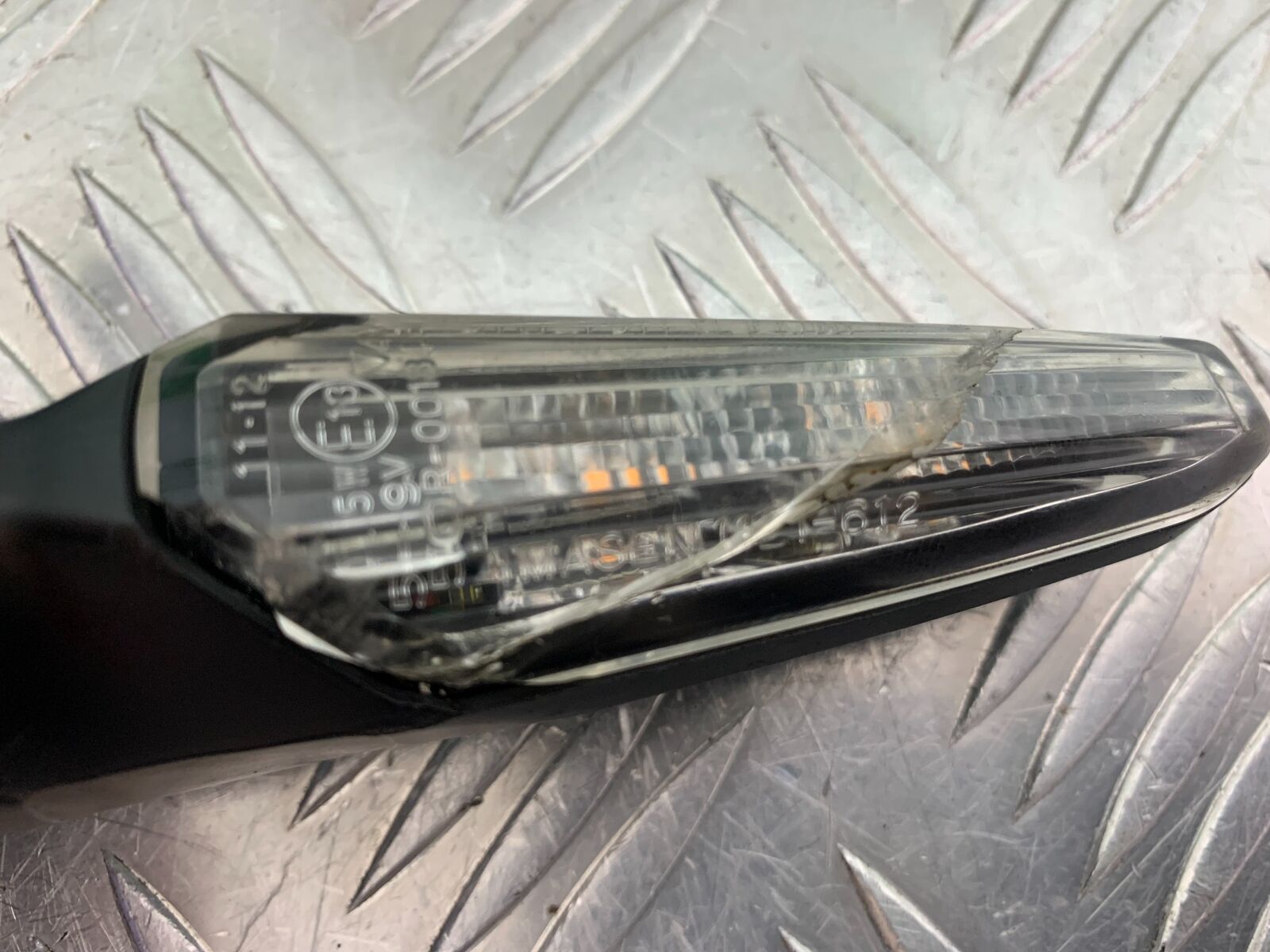 HONDA CRF1000 (DCT) AFRICA TWIN FRONT RIGHT INDICATOR    YEAR 2017 (CMB1030)