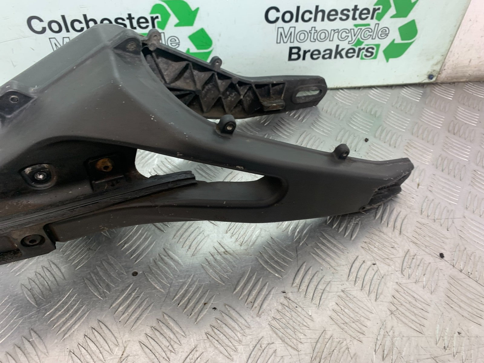 YAMAHA YZF-R125 YZF 125 SWINGARM  YEAR 2019-2022 (CMB1263)