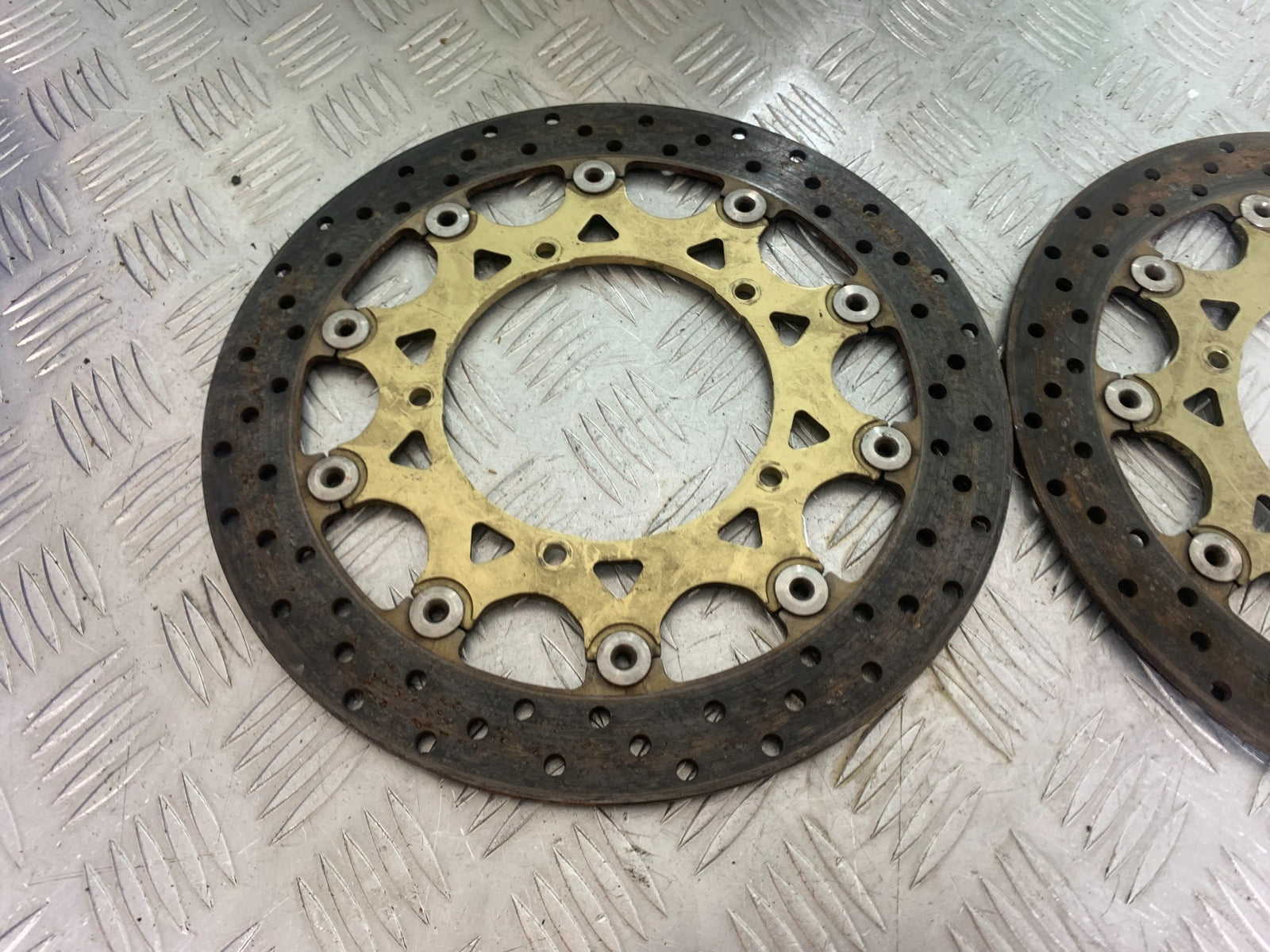 YAMAHA YZF R1 FRONT BRAKE DISCS   YEAR 2004-2006 (CMB1155)