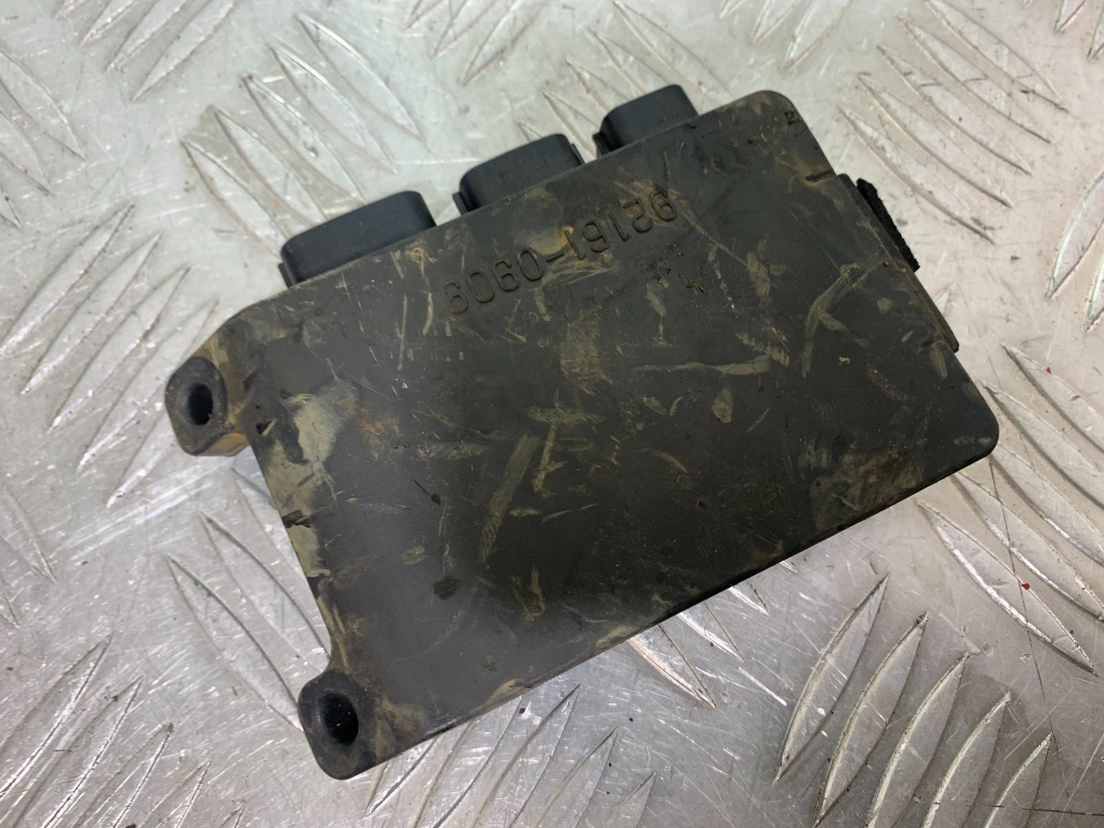 KAWASAKI ZX10R ZX 10R MAIN RELAY  YEAR 2011-2015 (CMB1154)