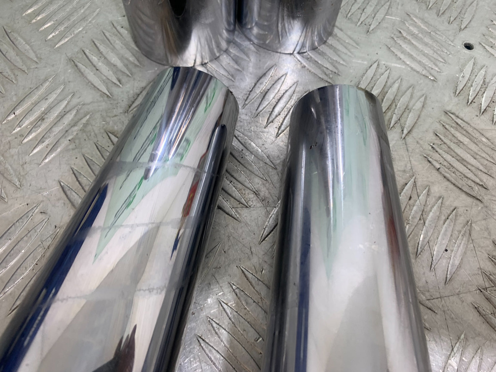 KAWASAKI VN1500 CLASSIC TOP AND BOTTOM FORKS COVERS    YEAR 1999 -2006 (CMB1166)