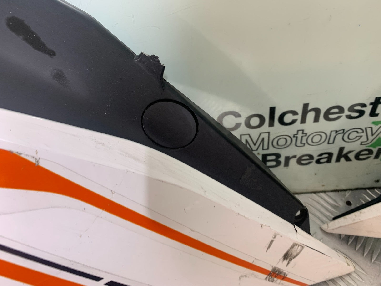 KTM RC125 RC 125 LEFT & RIGHT FAIRING PANELS   2014 2017 (CMB1199)