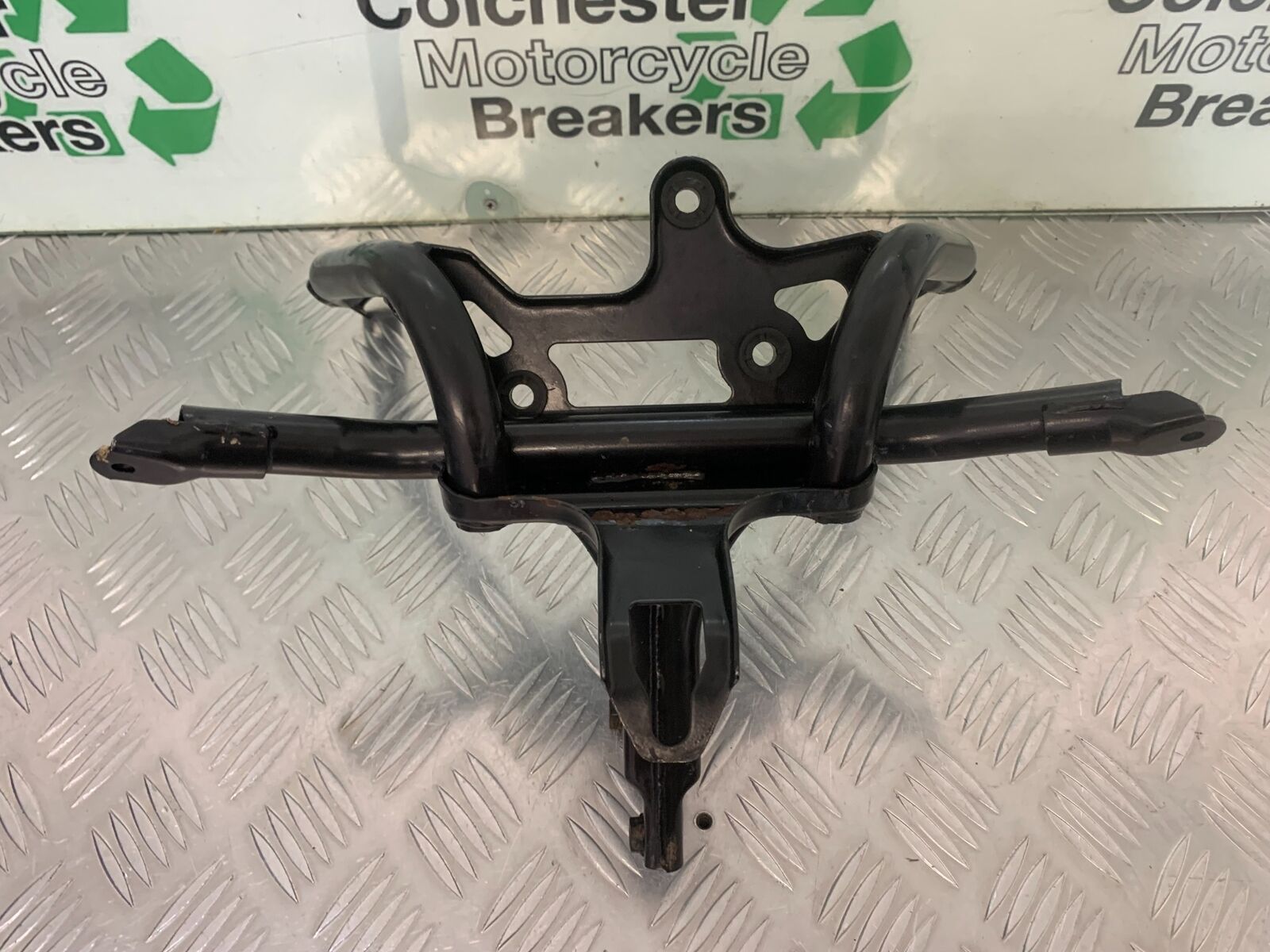 TRIUMPH 955I SPRINT RS FAIRING BRACKET  YEAR 1999-04 (STOCK 989)