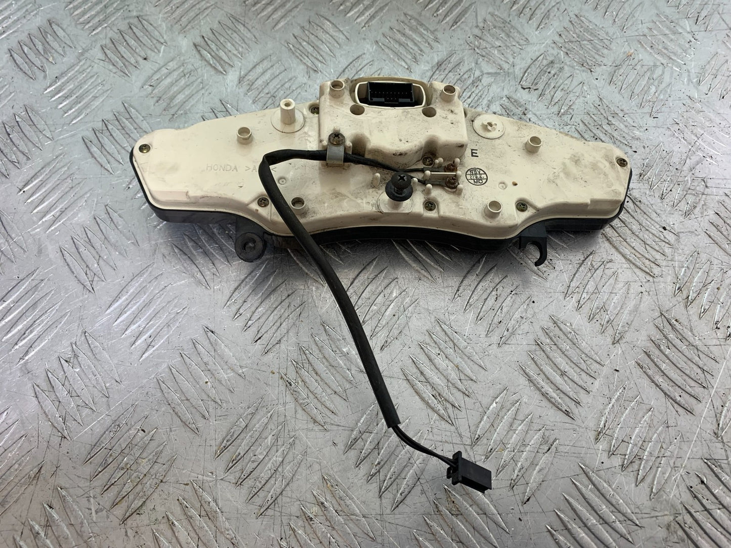 HONDA VFR800 VFR 800 V-TEC CLOCKS SPEEDO DASH  YEAR 2002 -09 (CMB1296)