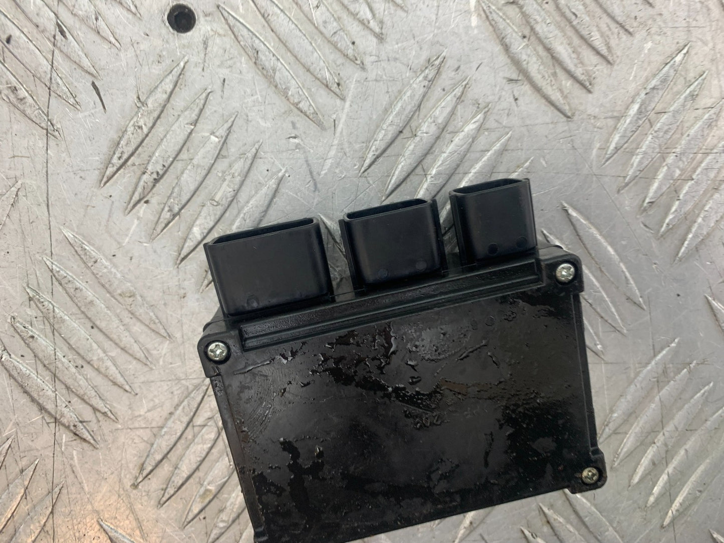 KAWASAKI ER6 F ER6F FUSE BOX MAIN RELAY  YEAR 2005-2008 (CMB1277)