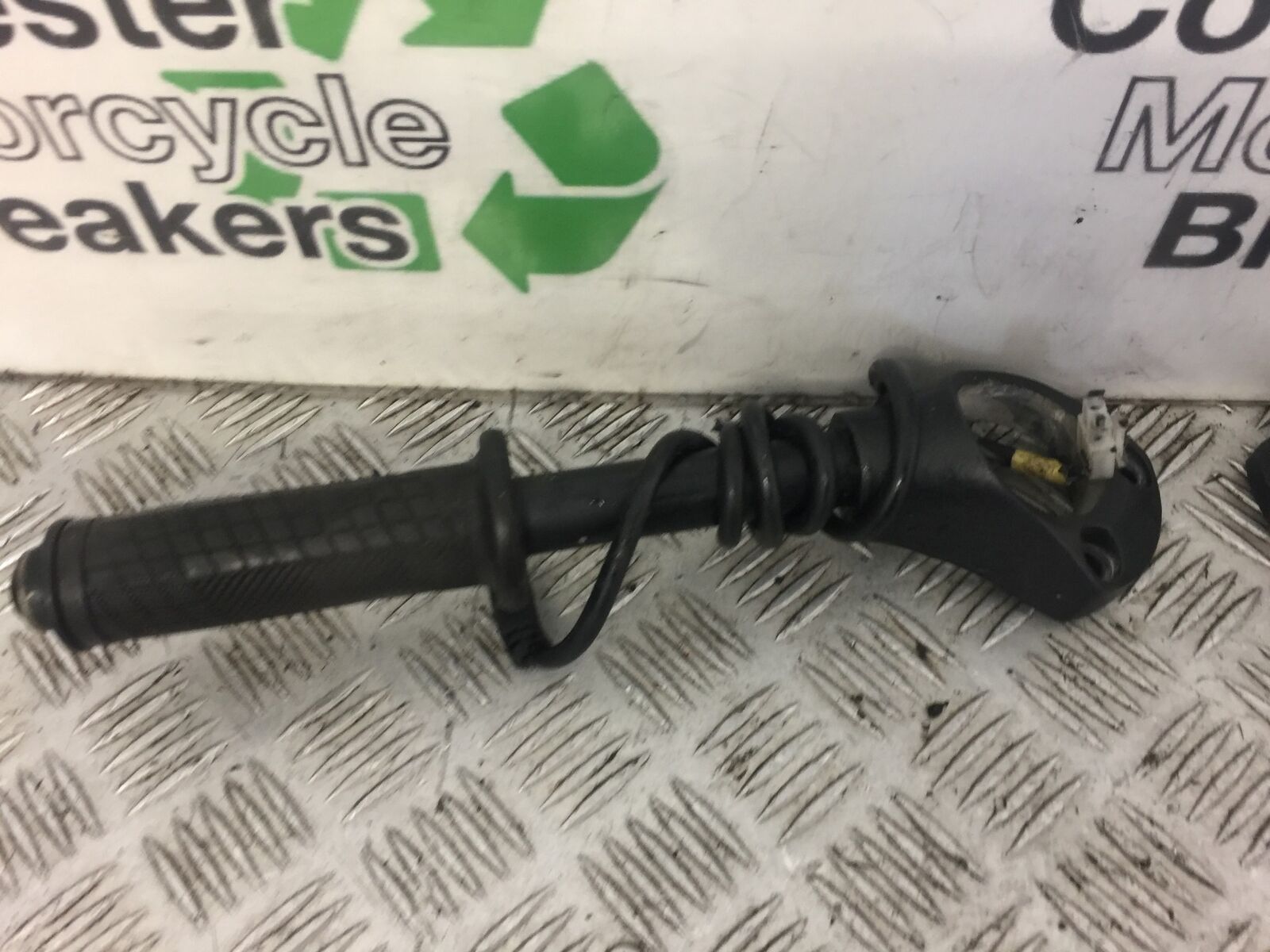 KAWASAKI ZZR1400 ZZR 1400 LEFT BAR  YEAR 2012 (STOCK 357)