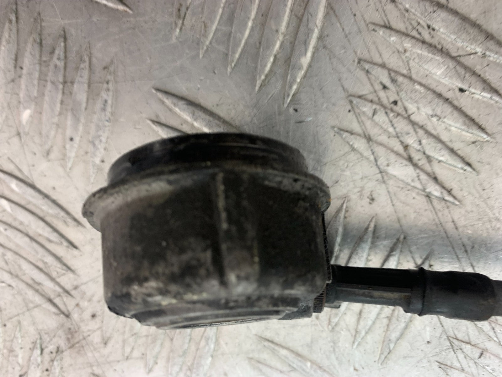 HONDA NT650 V DEAUVILLE SPEEDO DRIVE  YEAR 1998-01(CMB1320)
