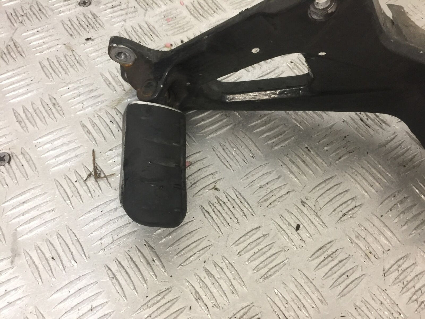 HONDA NT 700 V DEAUVILLE LEFT HANGER  YEAR 2006-2010 (STOCK 840)