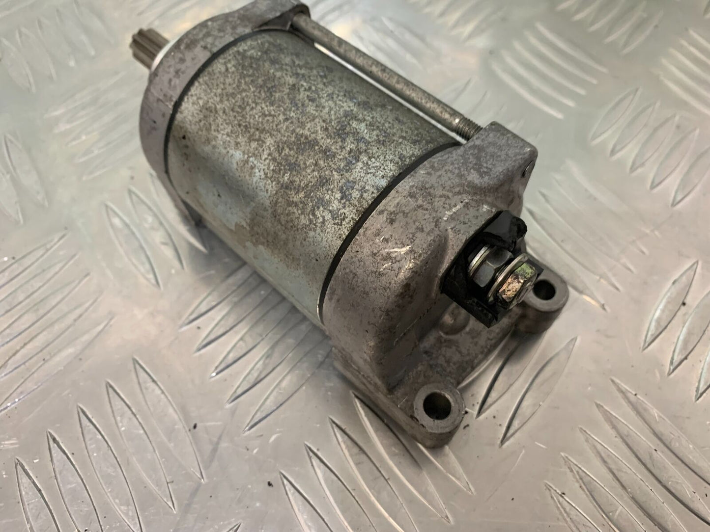 HONDA CBR1000 rr FIREBLADE STARTER MOTOR   YEAR 2008-2011 (STOCK 986)