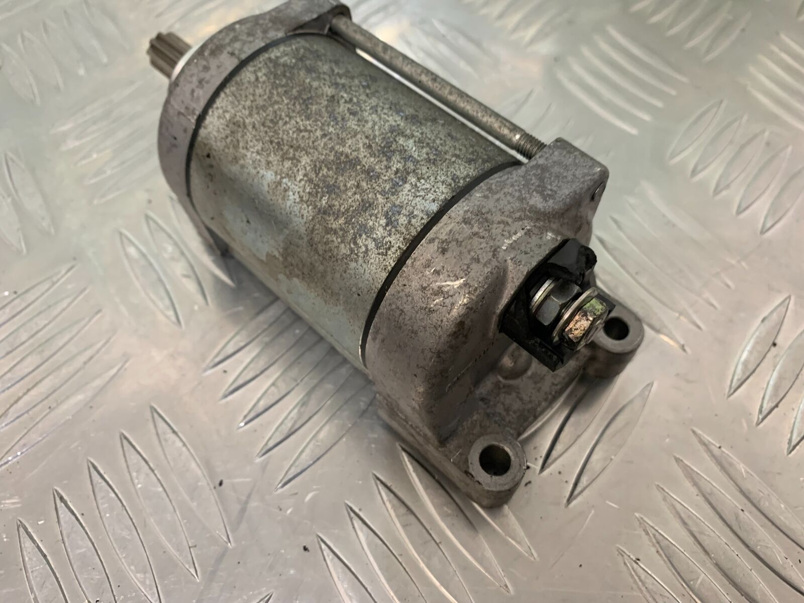 HONDA CBR1000 rr FIREBLADE STARTER MOTOR   YEAR 2008-2011 (STOCK 986)
