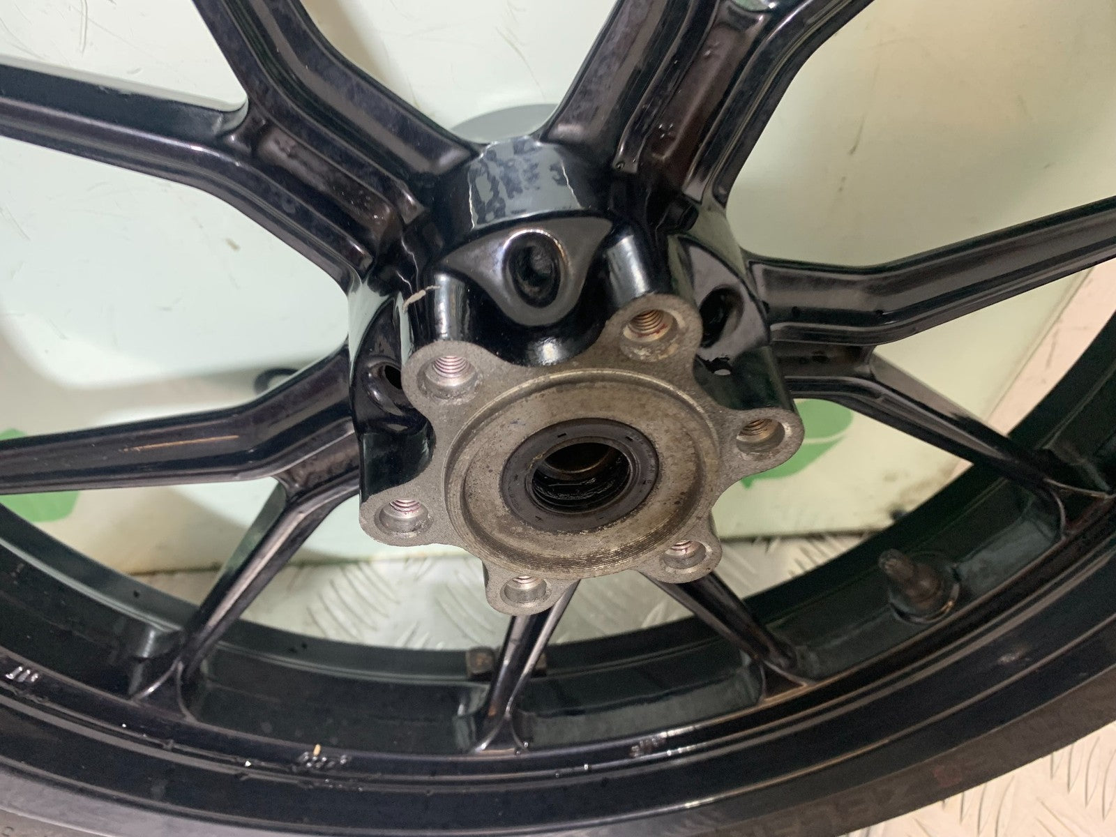 KTM DUKE 125 FRONT WHEEL  YEAR 2012-2016 (CMB1317)
