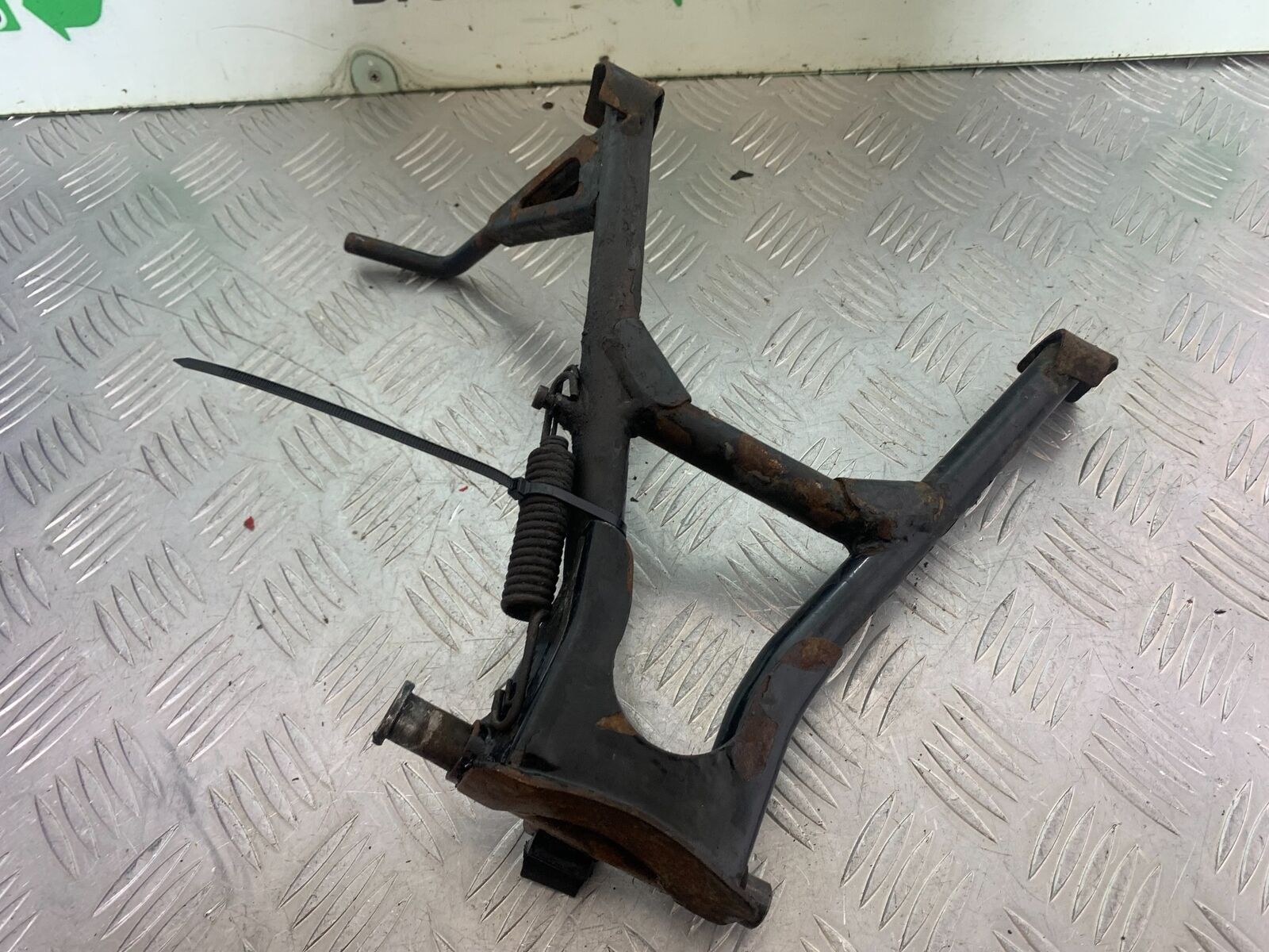SINNIS TERRAIN 125 CENTER STAND  YEAR 2018 (CMB1123)