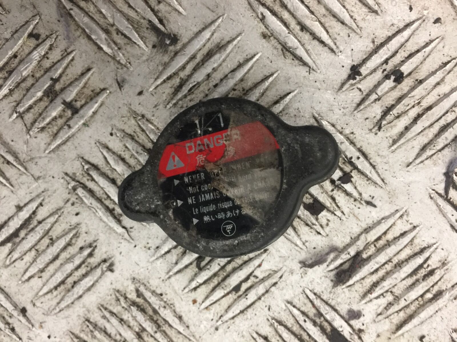 HONDA CBR600 CBR 600 RADIATOR CAP   YEAR 1996 (STOCK 798)