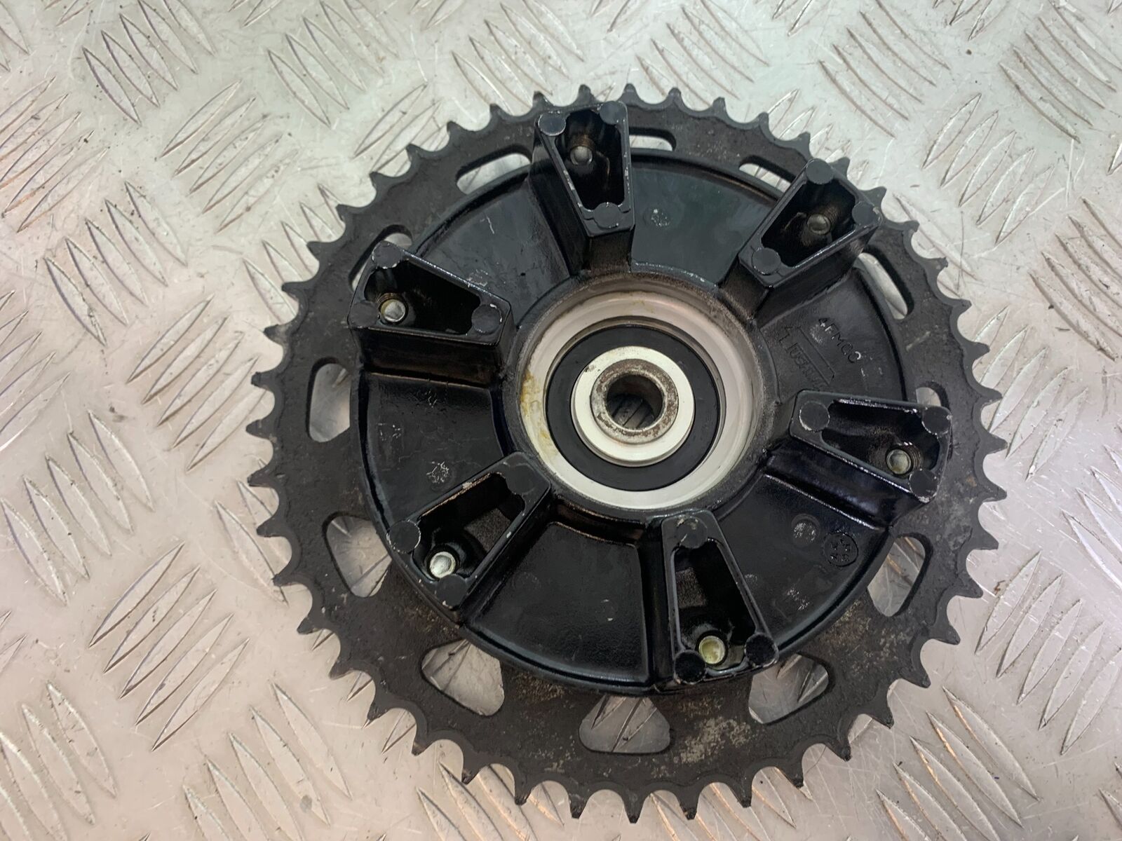 YAMAHA XJ6 XJ6-S SPROCKET CARRIER   YEAR 2009-2015  (CMB1070)