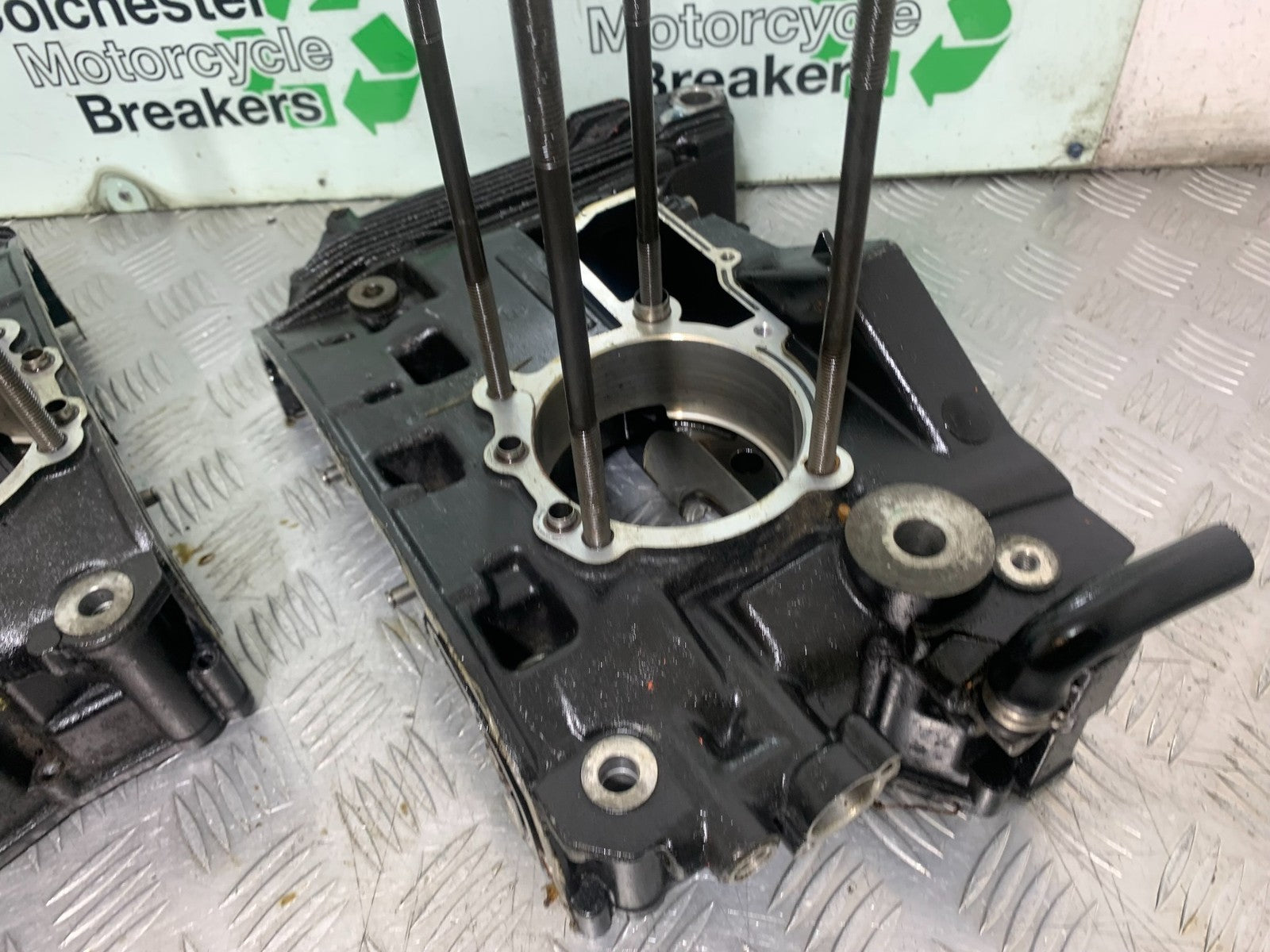 BMW R1100 RT R 1100 RT ENGINE CRANK CASINGS  YEAR 1996-2001 (CMB1095)