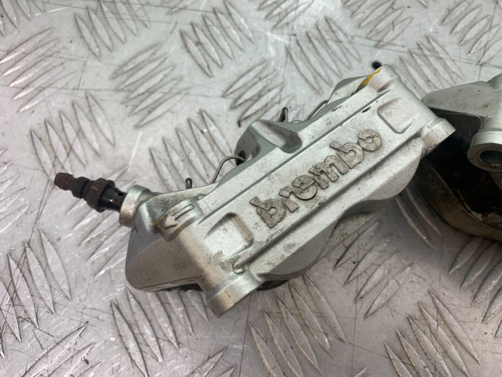 KTM 990 SUPER DUKE FRONT BRAKE CALIPERS YEAR 2007-2011  (CMB1207)