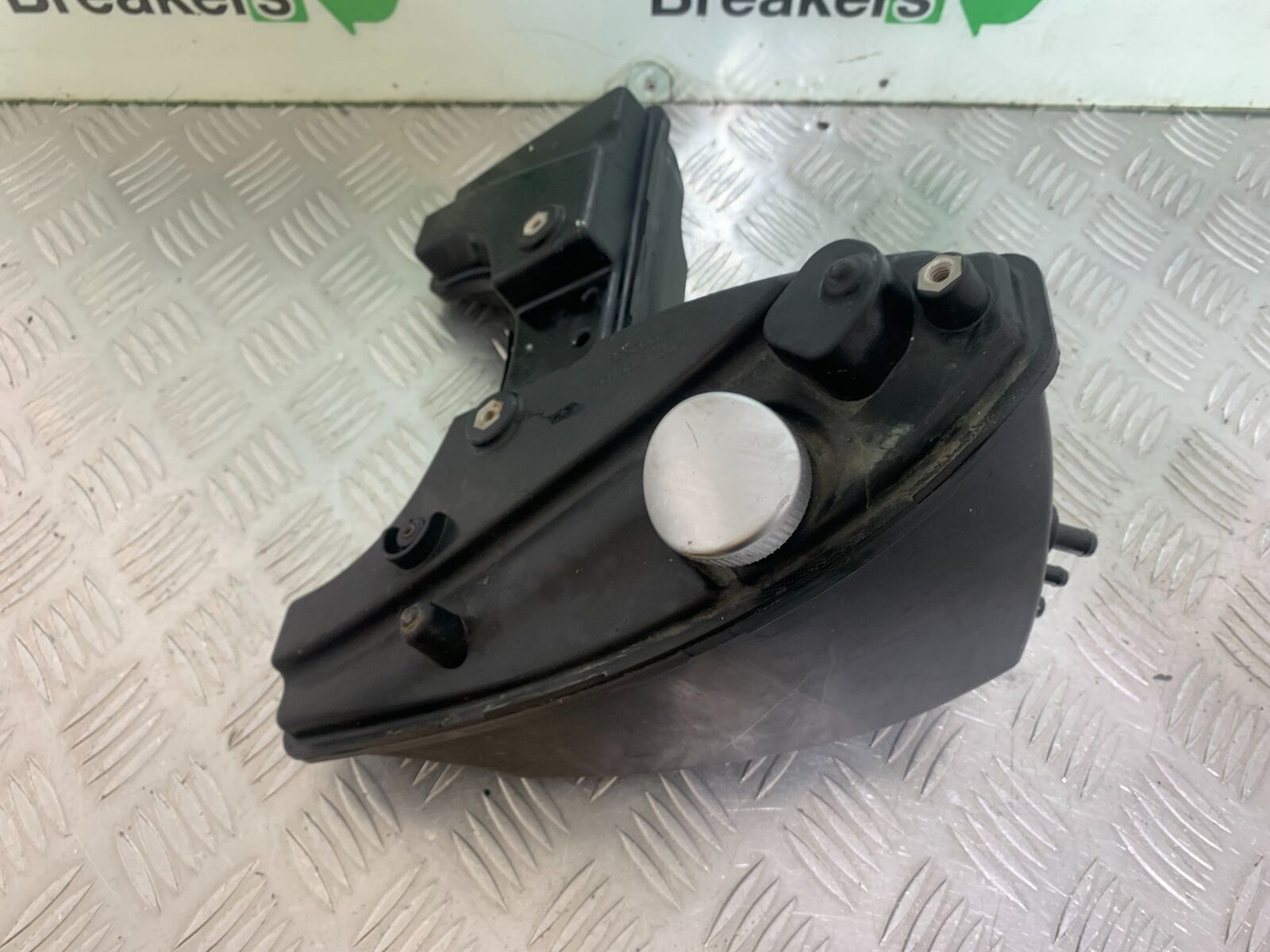 HARLEY DAVIDSON XL883 N IROD OIL TANK YEAR 2020  (CMB1116)