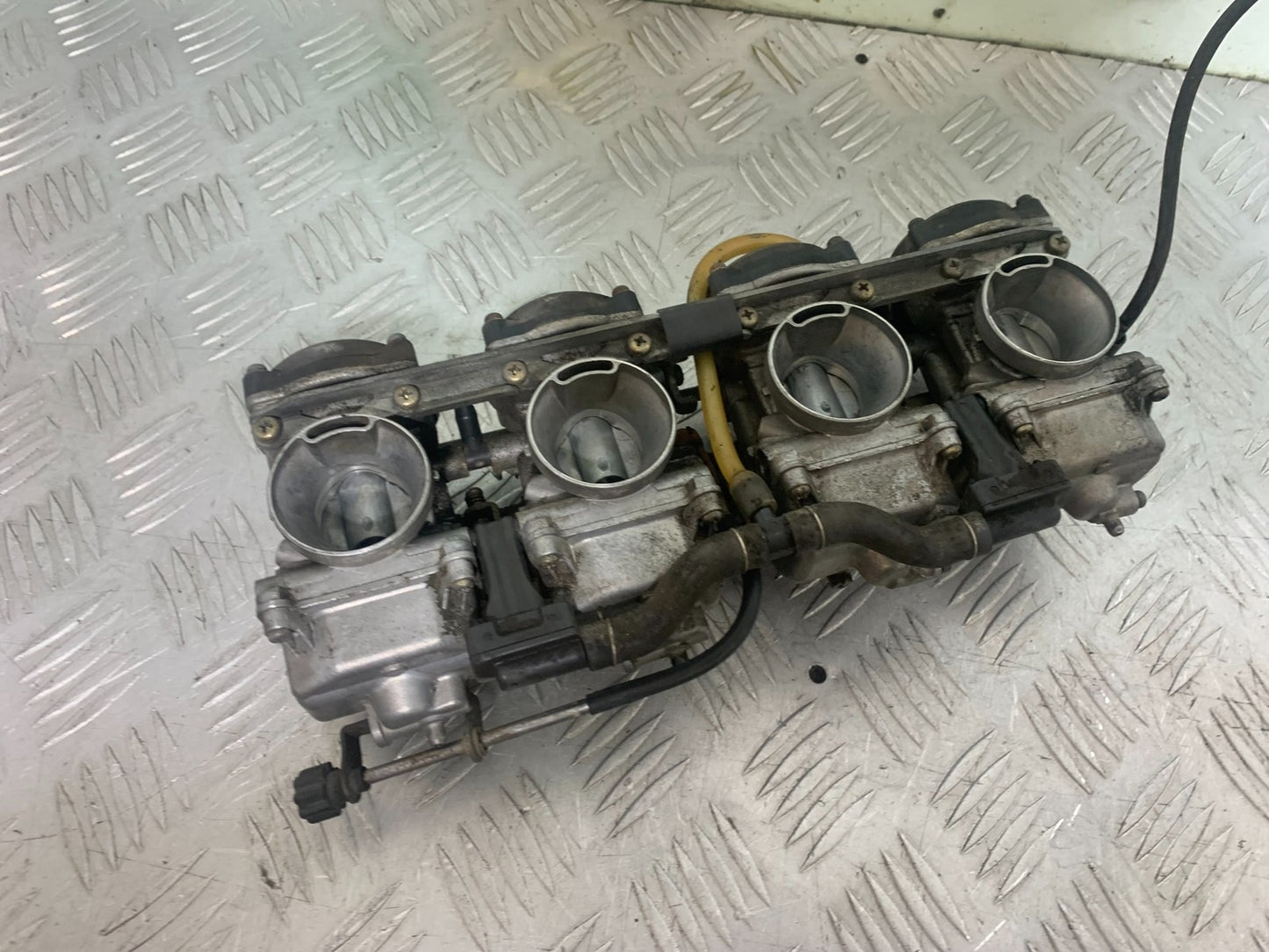 SUZUKI GSX750 INAZUMA CARBS YEAR 1998-2003 (CMB1308)