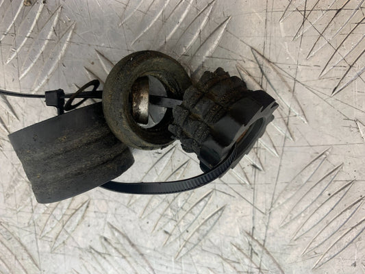 KAWASAKI KXF450 KXF 450 CHAIN ROLLER  YEAR 2013 CMB1217)
