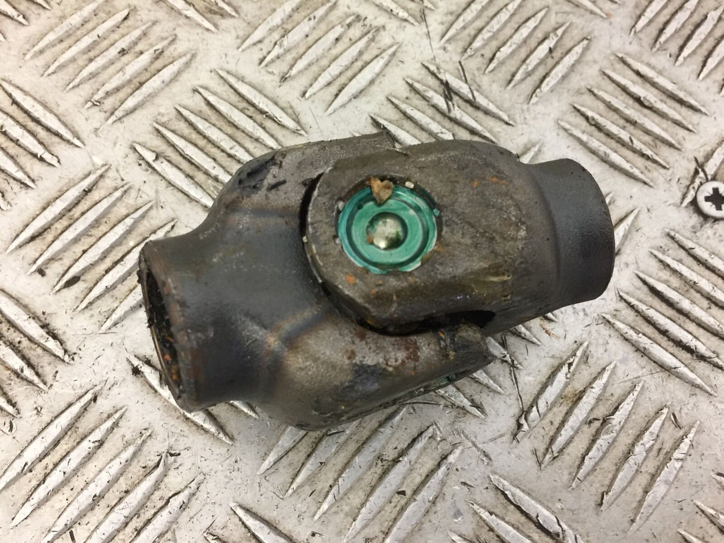 HONDA NTV 650 REVERE UV JOINT  YEAR 1988-1996  (STOCK 571)