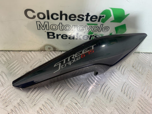TRIUMPH 675 STREET TRIPLE RIGHT SEAT PANEL    2013-2016 (CMB1186)