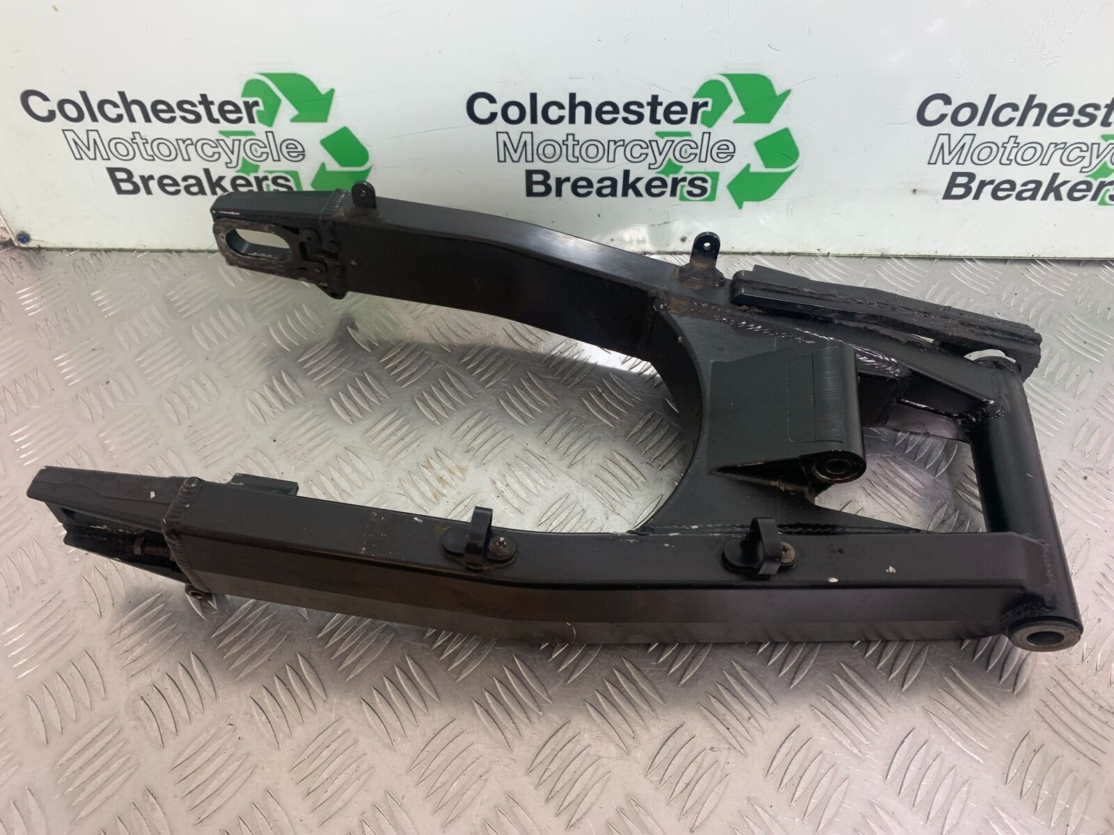 SUZUKI GSF1250 GSF 1250 BANDIT SWINGARM  YEAR 2007-2011 (CMB1125)