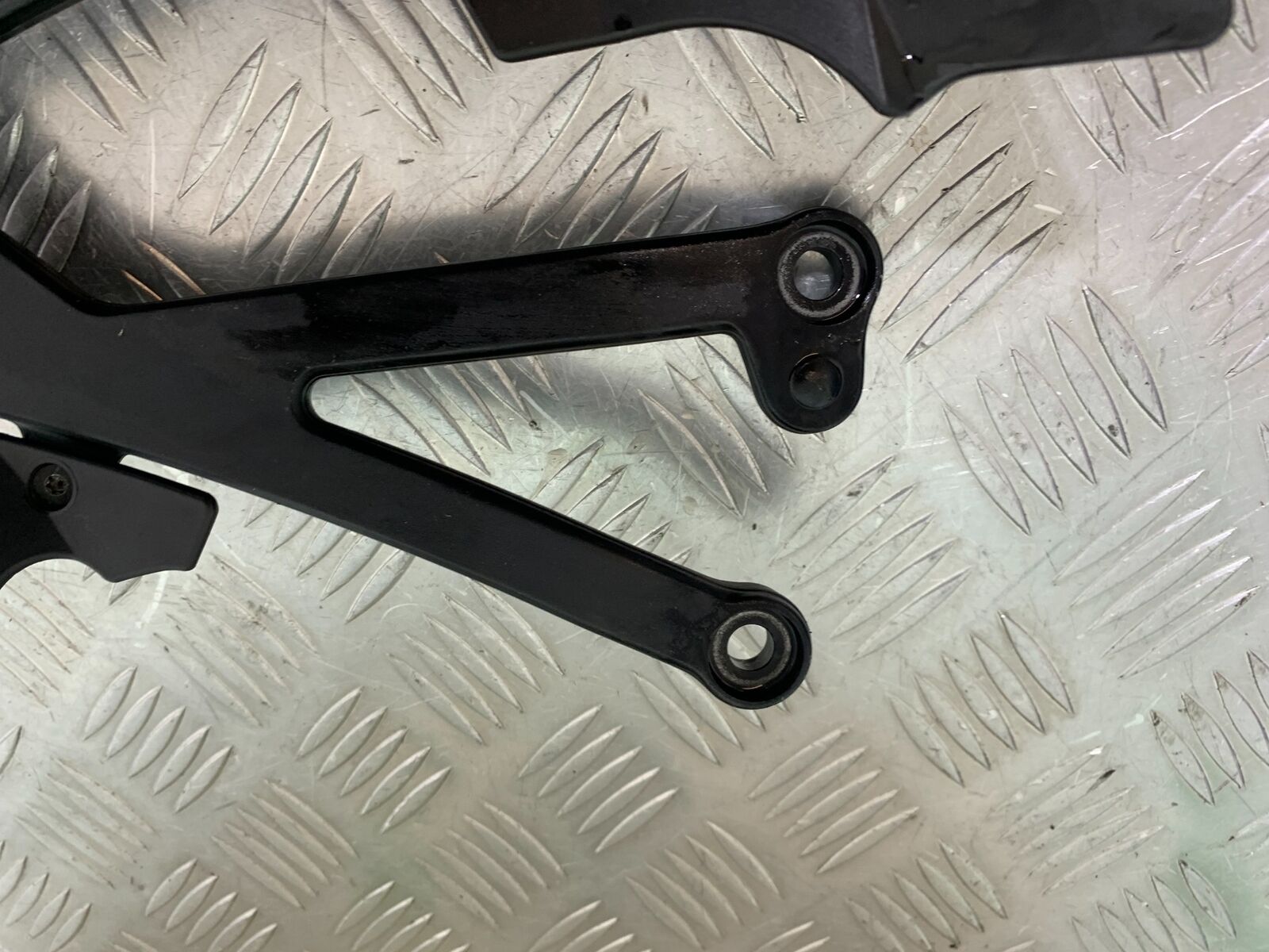 KTM 990 SUPERMOTO T ENGINE BRACKETS  YEAR 2010-2011  (CMB1067)