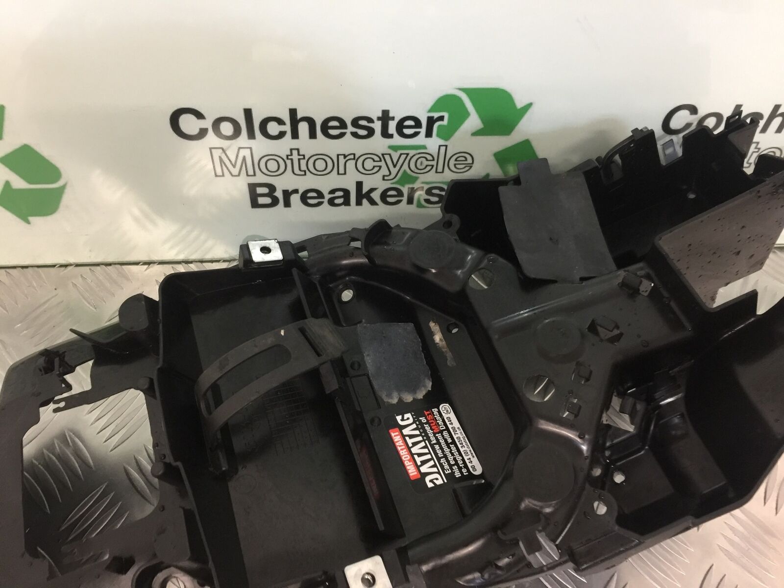 KAWASAKI VN 650 VULCAN UNDERTRAY  YEAR 2017-2021 (STOCK 924)