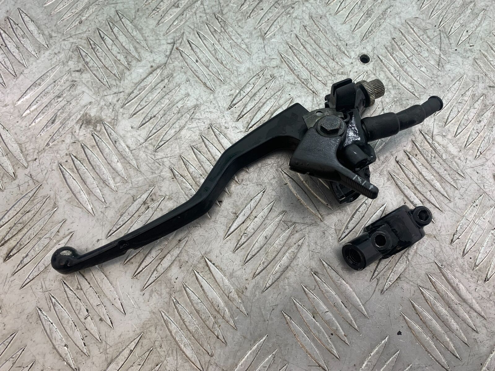 YAMAHA XT125 X XT 125 X CLUTCH LEVER   2005-2011 (CMB1097)