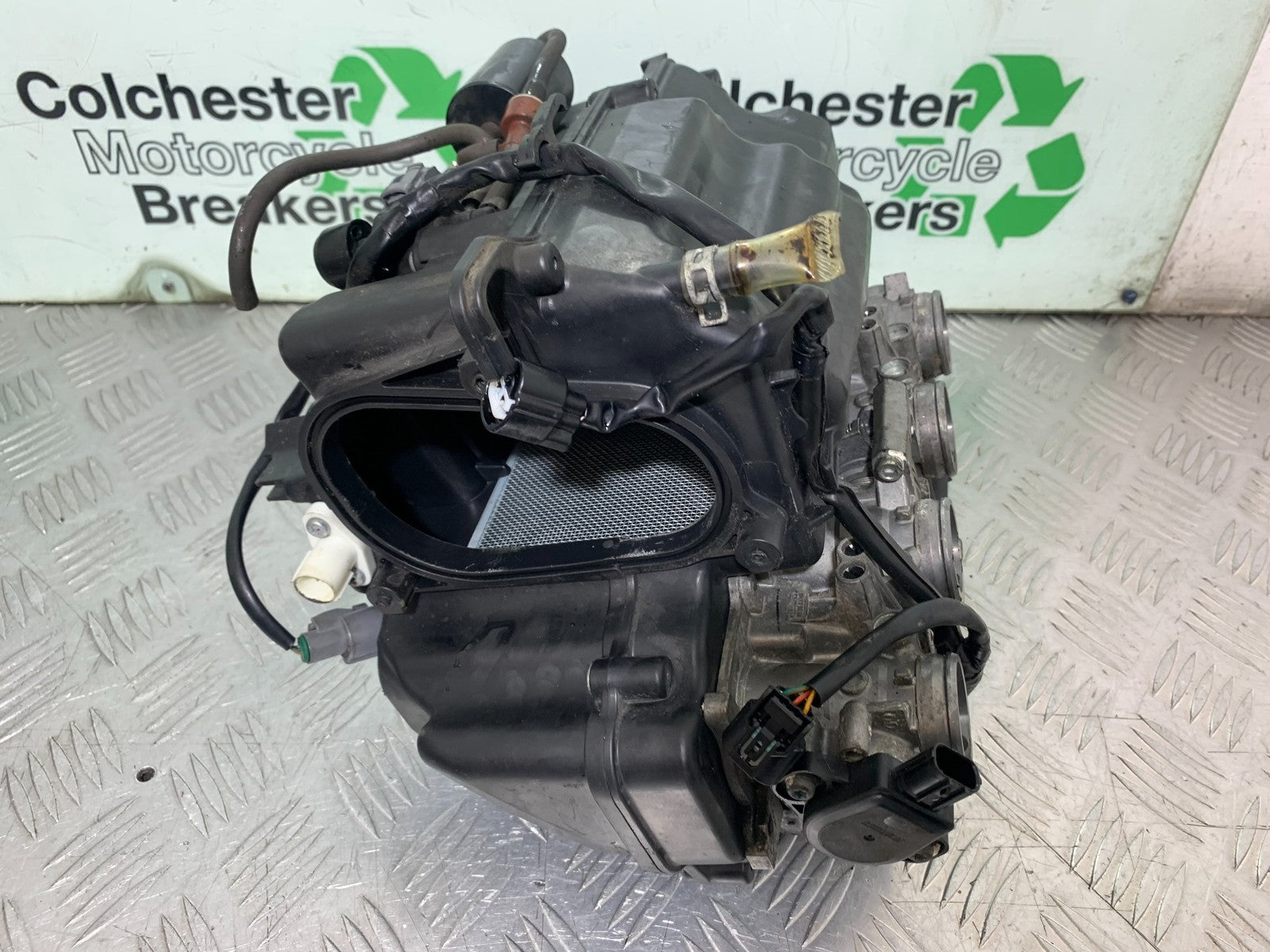 HONDA CBF600 CBF 600 THROTTLE BODIES   YEAR 2004 -07 (CMB1247)