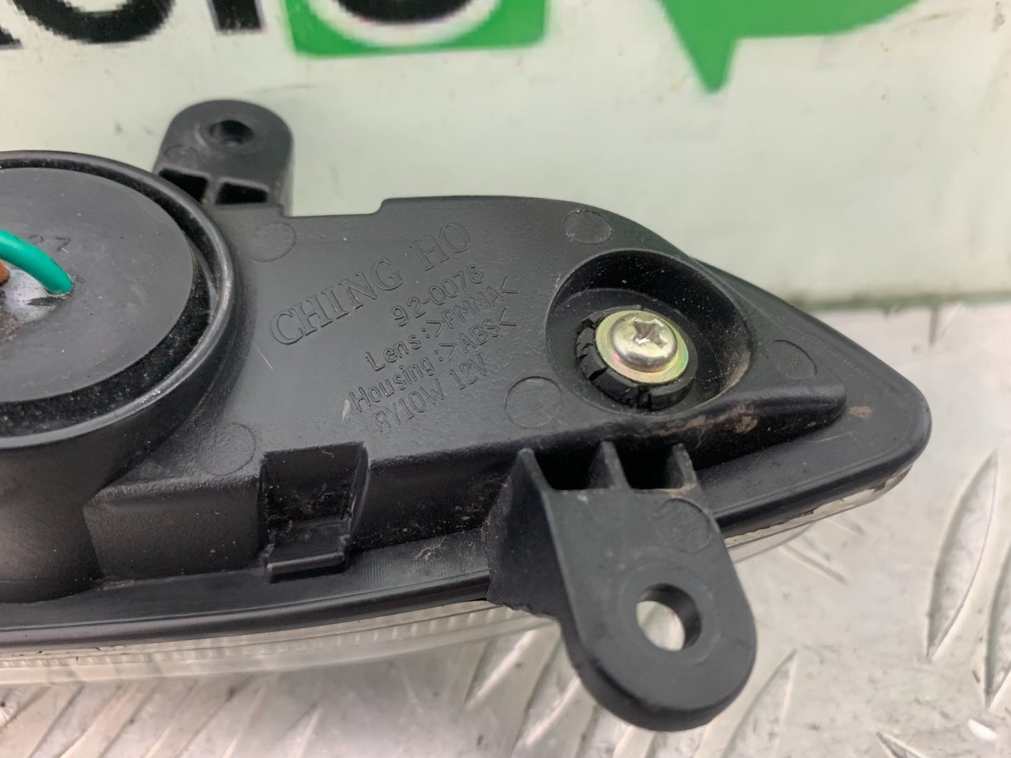 KYMCO CK1 125 FRONT LEFT INDICATOR YEAR 2014 - 2016 (CMB1181)
