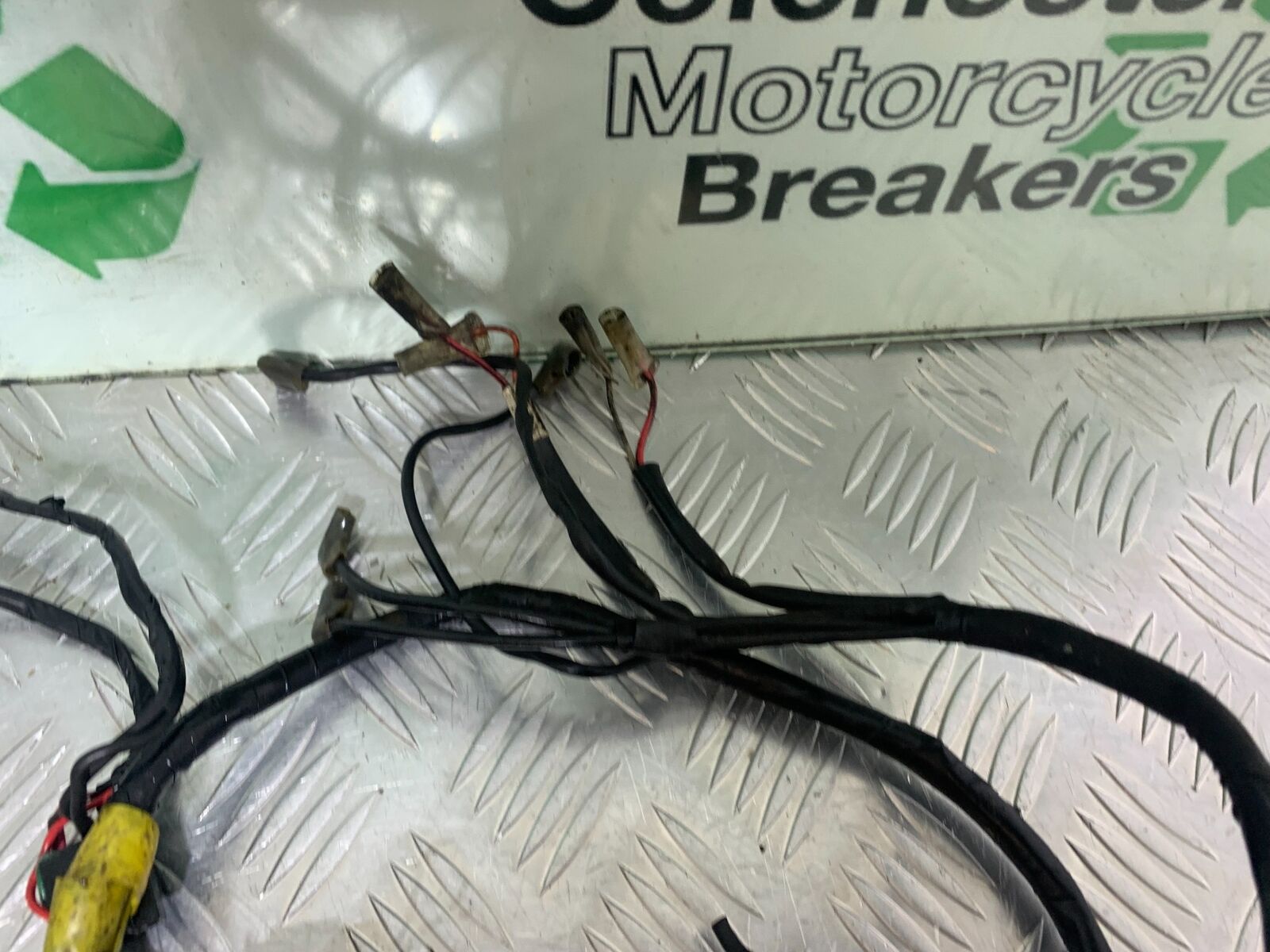 YAMAHA XJR1300 XJR 1300 WIRING LOOM  YEAR 1999-2003 (CMB1055)