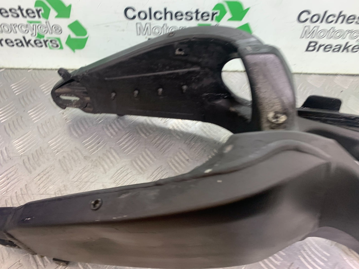 KAWASAKI ZX10R ZX10 R SWINGARM  2008-2010 (CMB1206)
