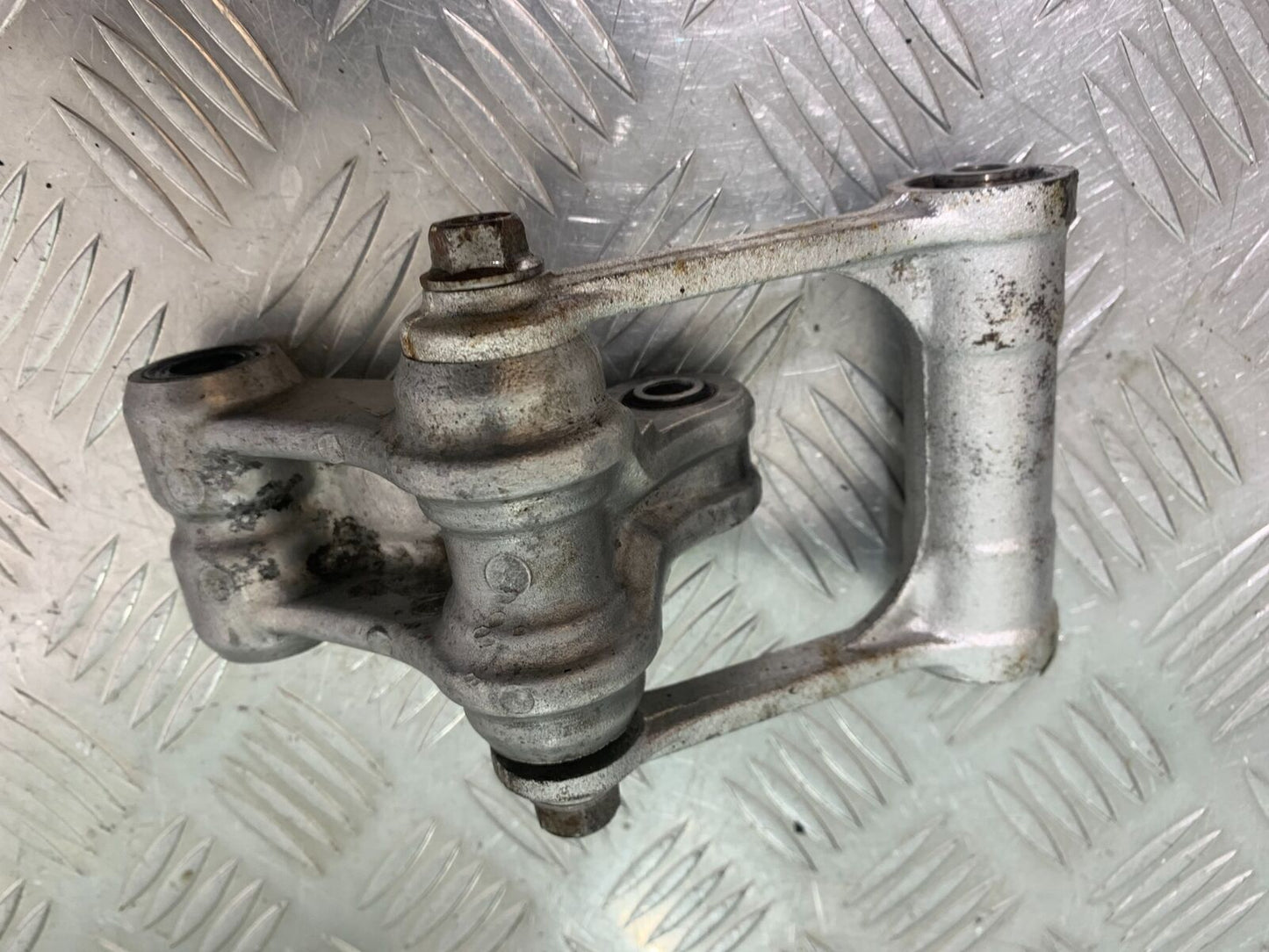 HONDA VFR400 VFR 400 NC21 REAR SHOCK LINKAGE  YEAR 1986-87 (CMB1043)