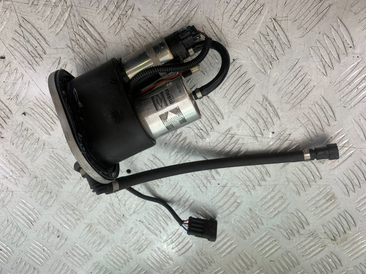 APRILIA TUONO 1000 V4R PETROL PUMP  YEAR 2011-13  (CMB1331)