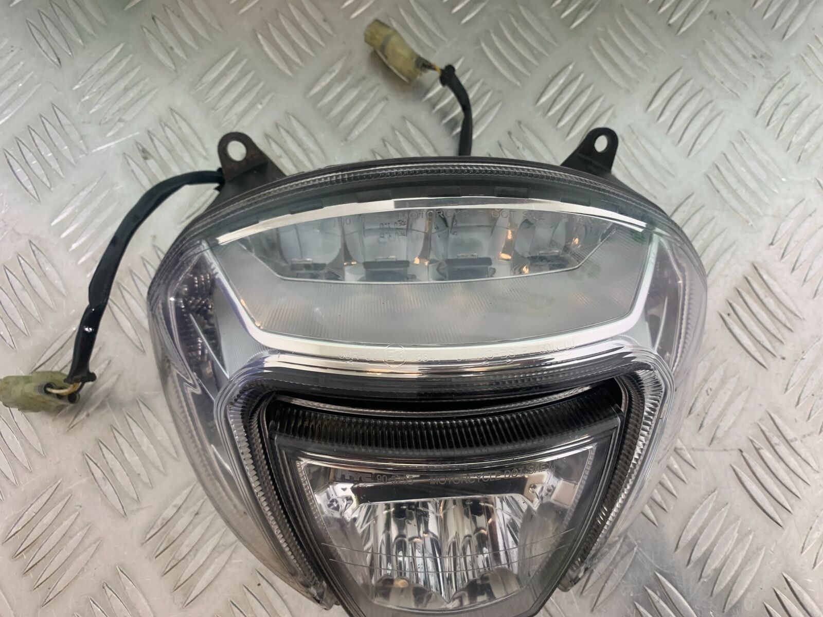 DUCATI DIAVEL 1200 LED HEADLIGHT  YEAR 2014-17 (CMB1054)