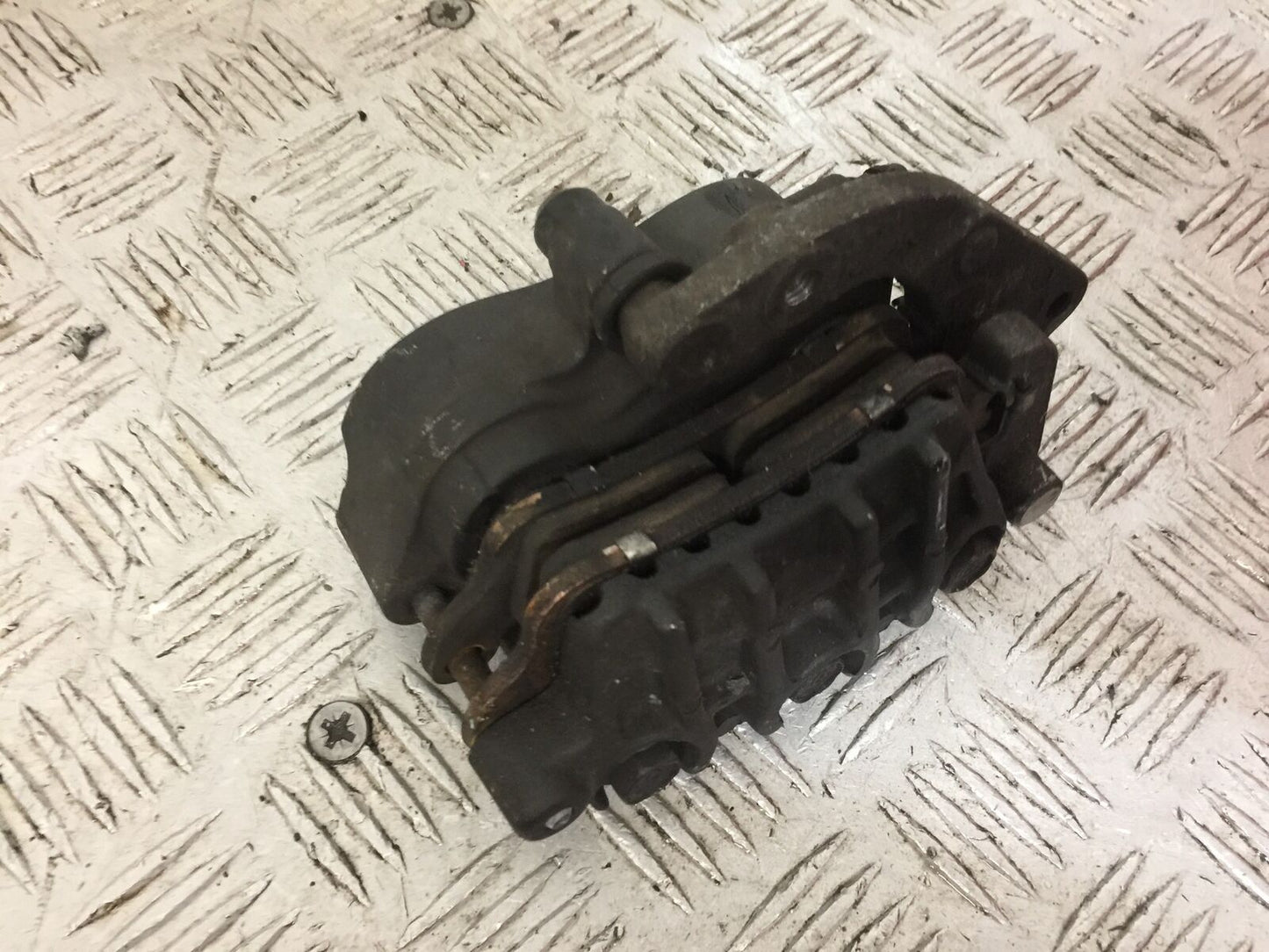HONDA VFR800 VFR 800 V TEC FRONT RIGHT CALIPER  YEAR 2002 (STOCK 785)