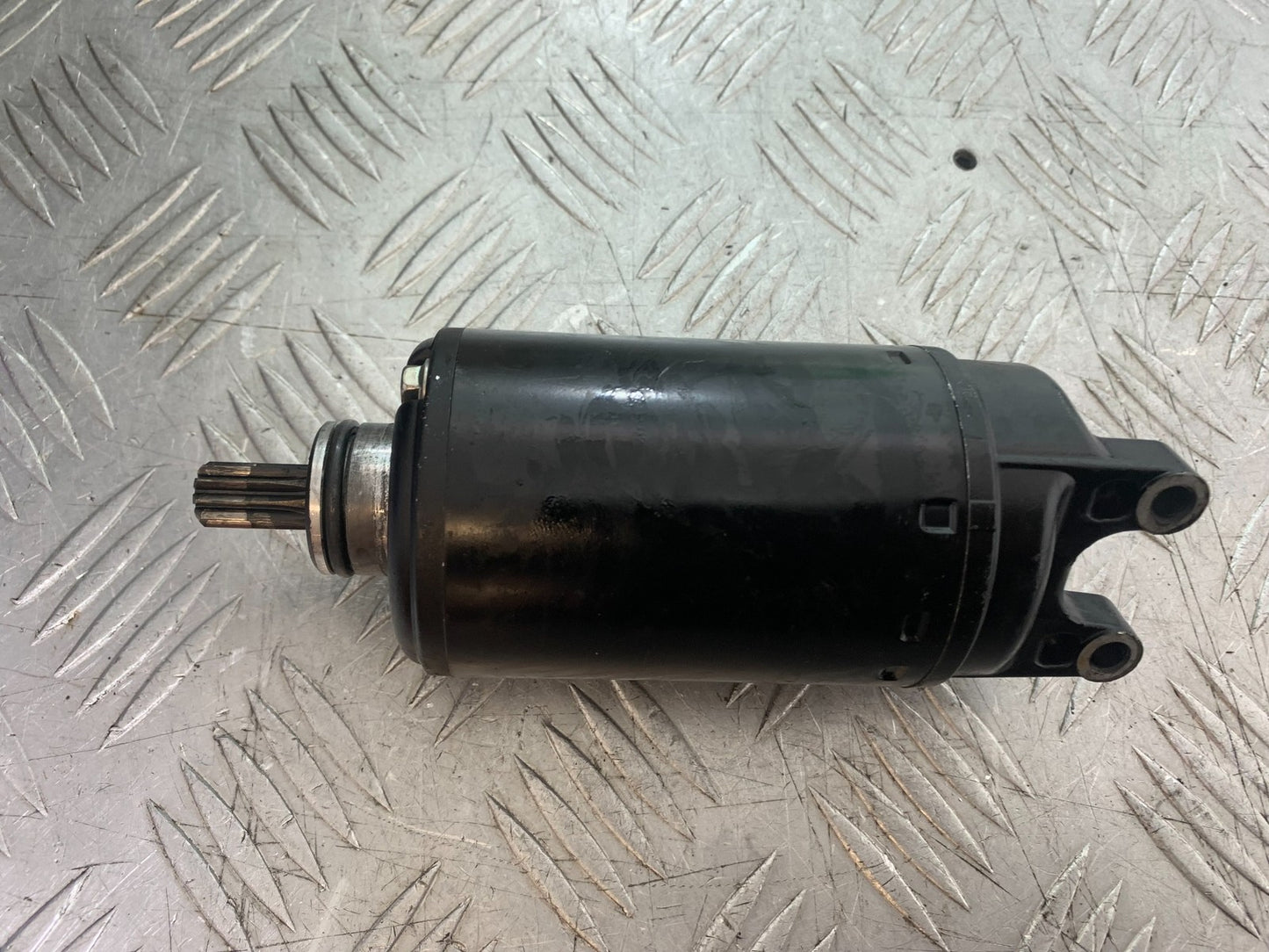 TRIUMPH 1050 SPEED TRIPLE STARTER MOTOR  YEAR 2005-2007 (CMB1322)