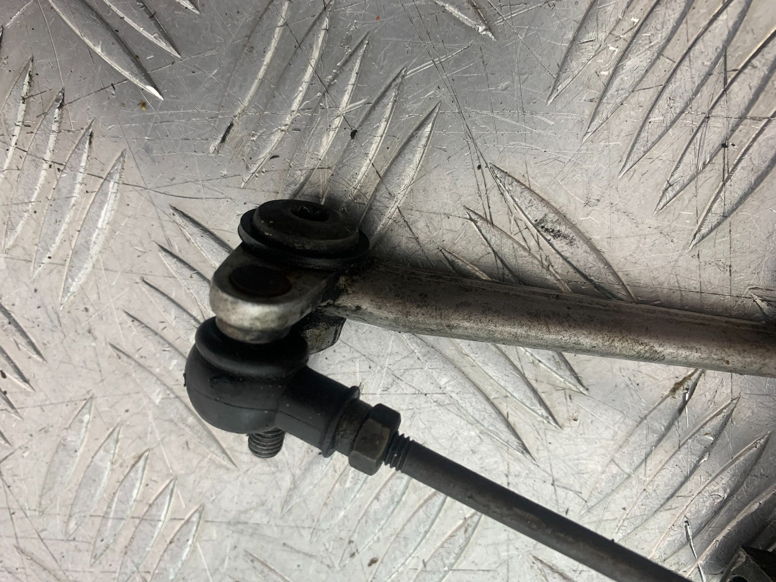 KAWASAKI GPZ600 GPZ 600 GEAR LEVER  YEAR 1988-90 (CMB1258)