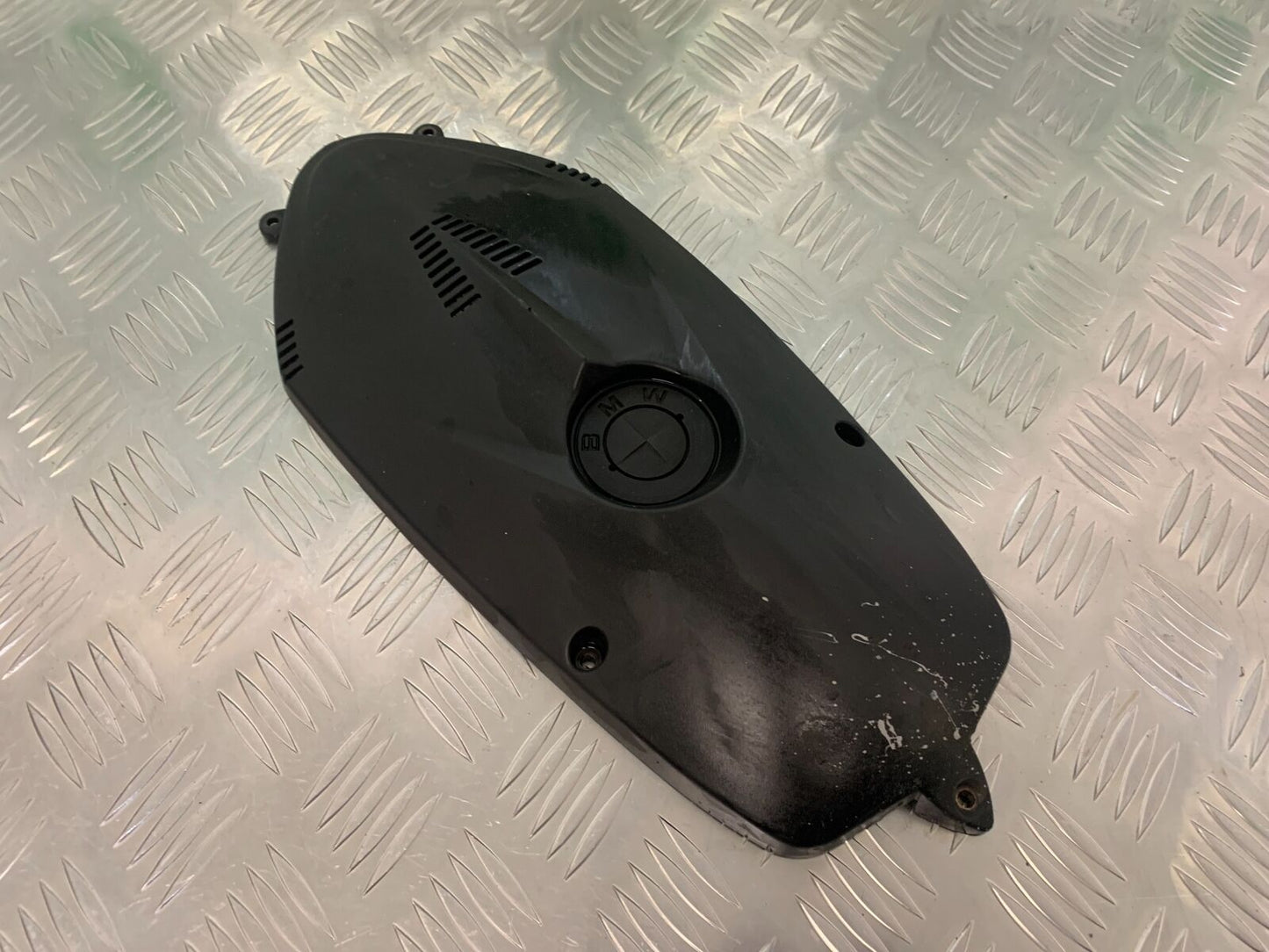 BMW R1200 RT R 1200 RT FRONT ENGINE COVER YEAR 2005-2009 (STOCK 943)