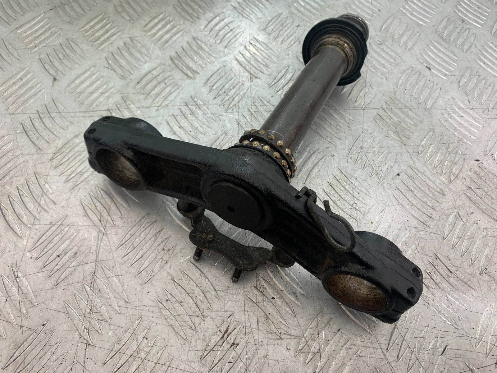 KAWASAKI Z750 Z 750 BOTTOM YOKE YEAR 2004-2006  (CMB1234)