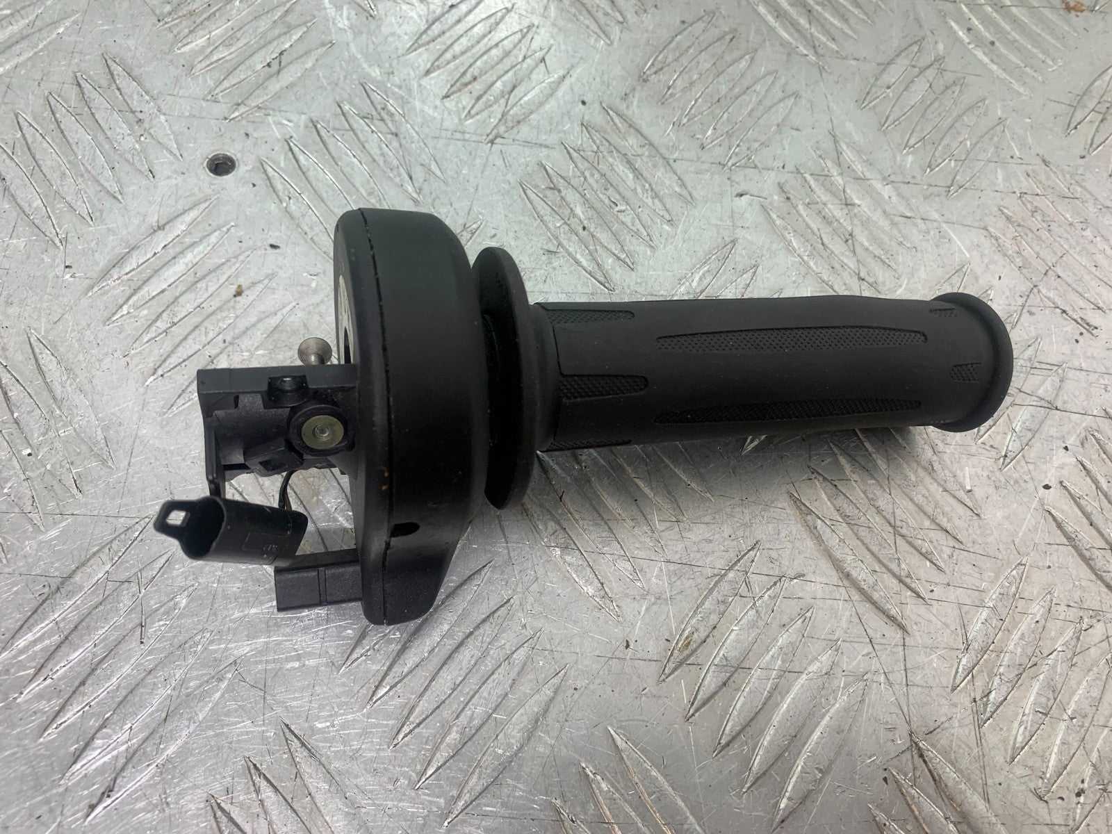 BMW R1200 R 1200 GS THROTTLE YEAR 2013-2016 (CMB1257)