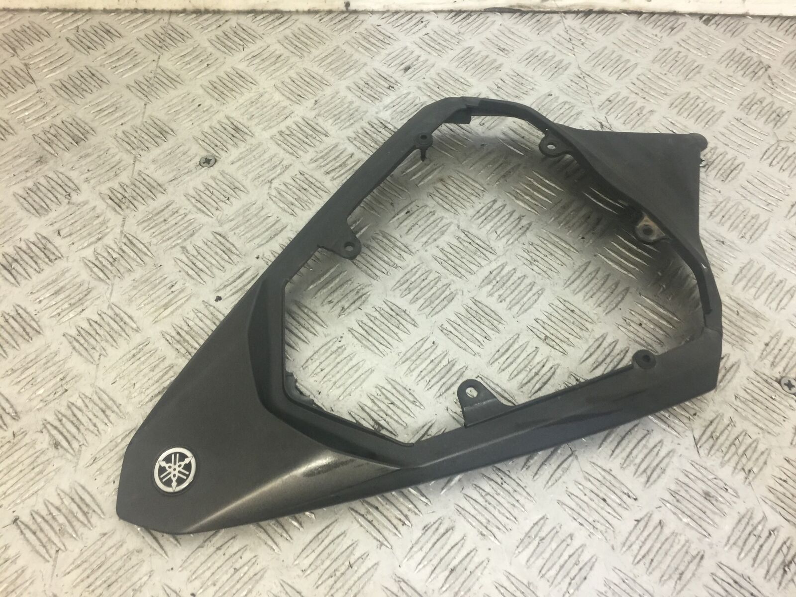 YAMAHA R6 REAR TAIL PIECE   YEAR 2008-2014 (STOCK 637)