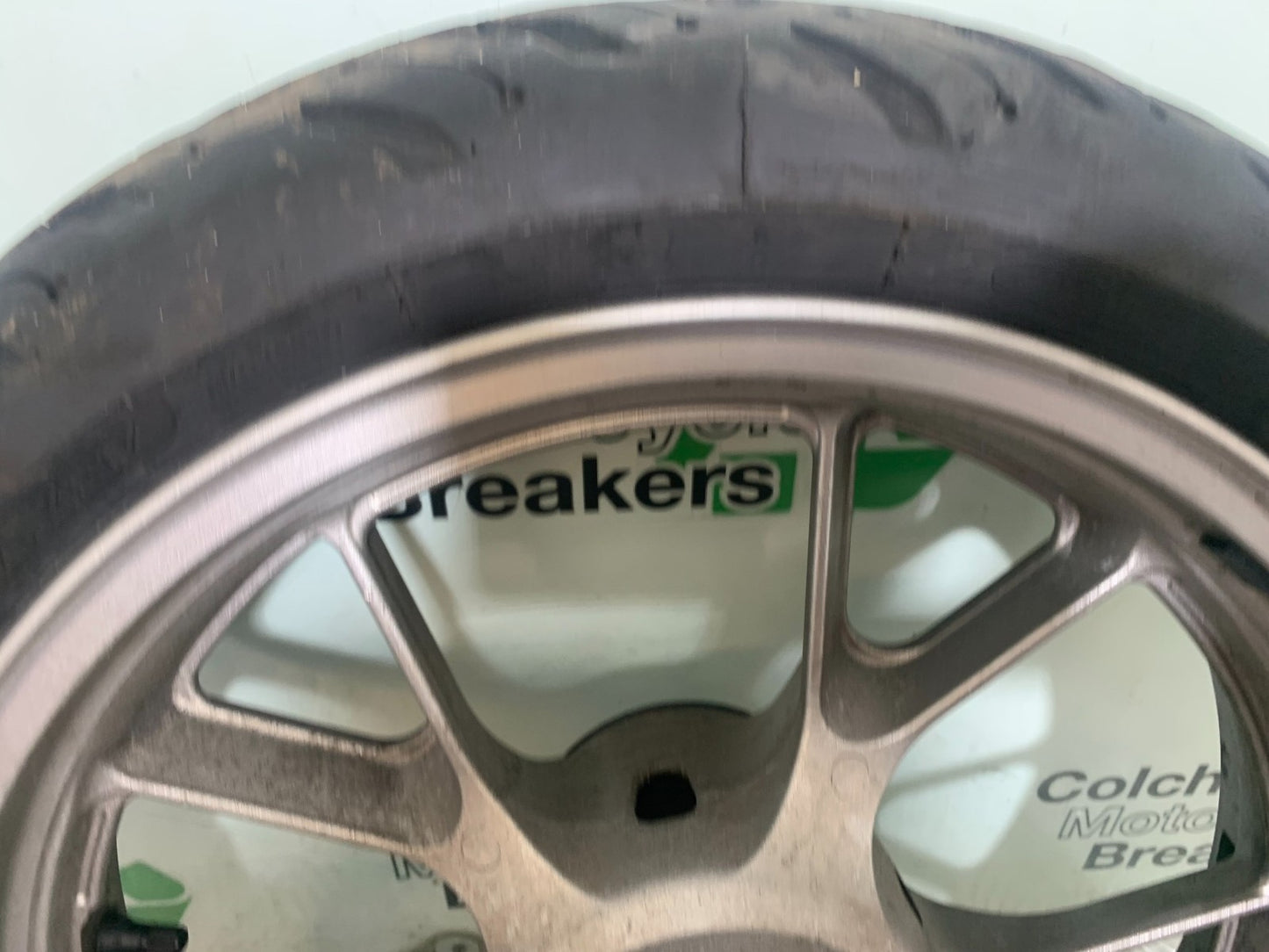 KAWASAKI GTR1400 GTR 1400 FRONT WHEEL (GOOD TYRE) YEAR 2007-2009 (CMB1174)