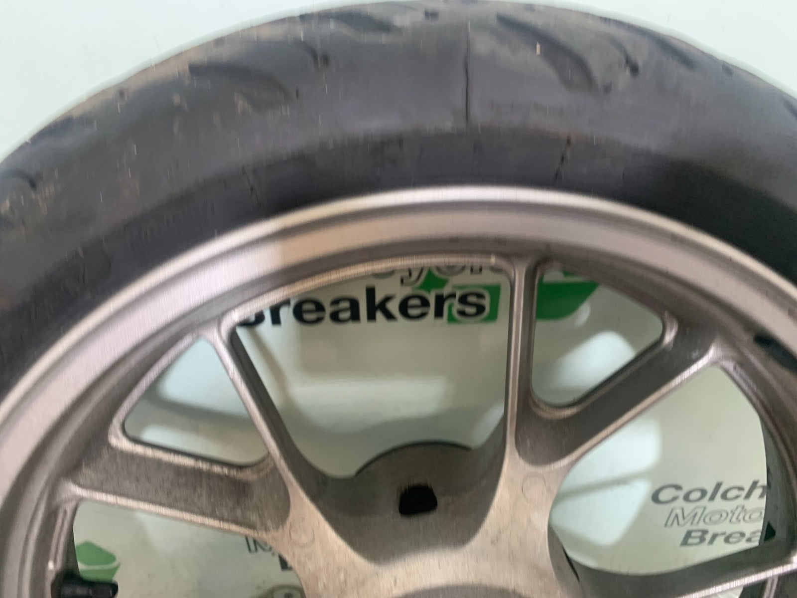 KAWASAKI GTR1400 GTR 1400 FRONT WHEEL (GOOD TYRE) YEAR 2007-2009 (CMB1174)