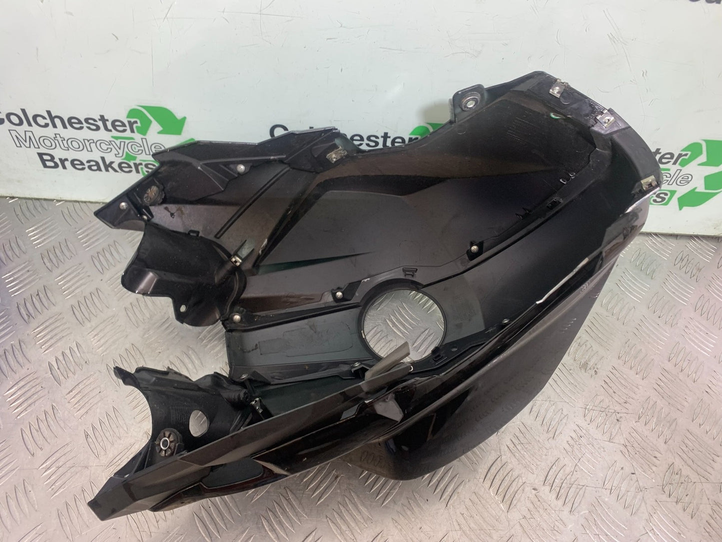 BENELLI BN125 BN 125 PETROL TANK COVER  YEAR 2018-2021 (CMB1194)