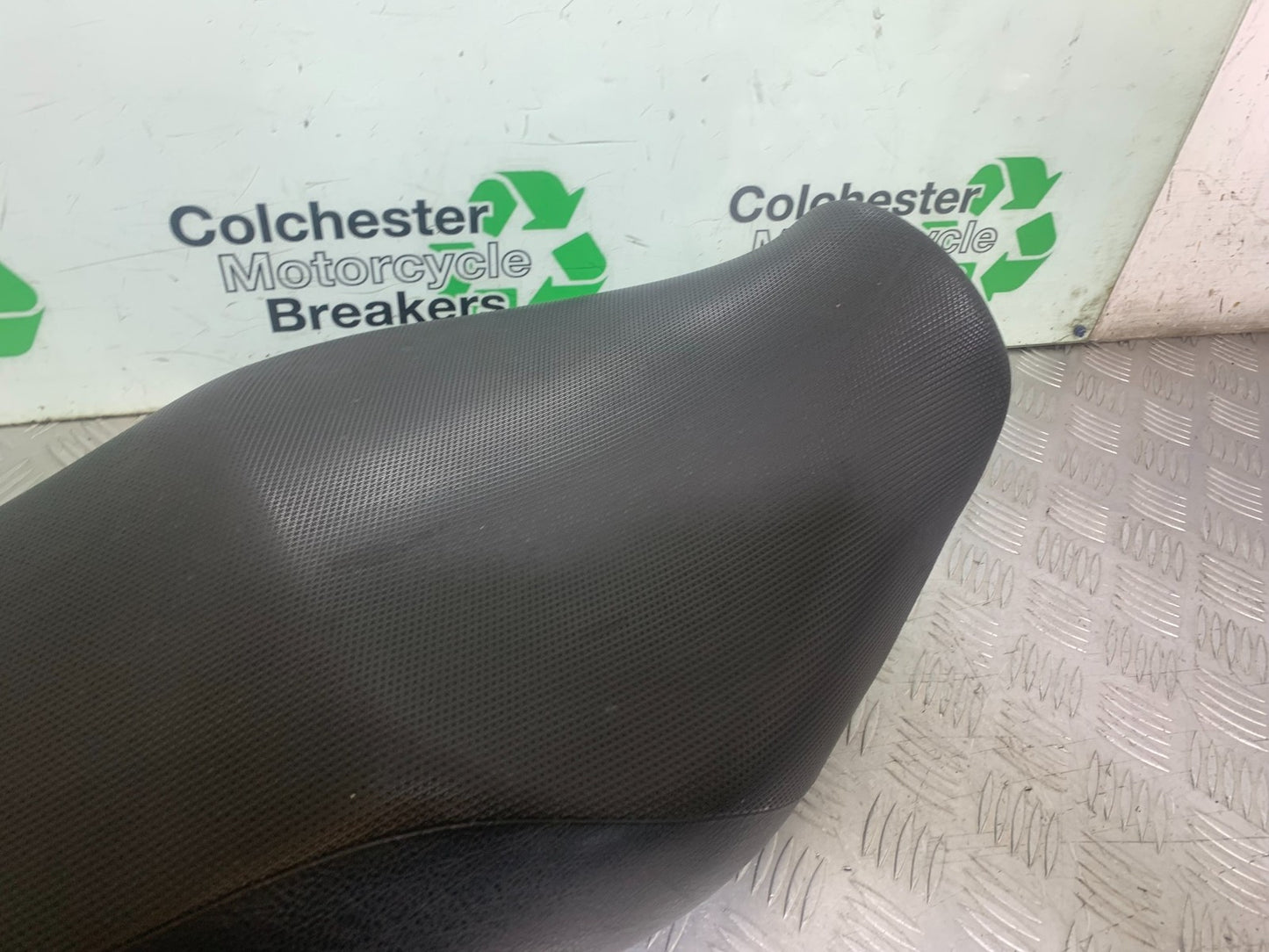 SUZUKI GSX750 INAZUMA SEAT   YEAR 1998-2003 (CMB1308)