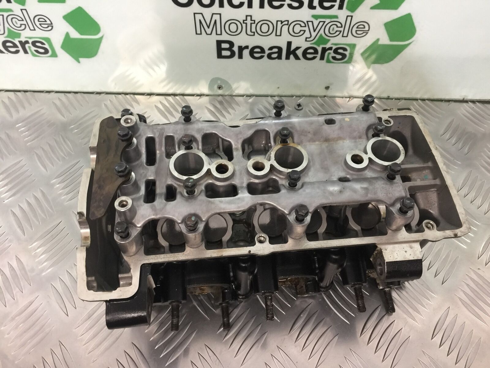 TRIUMPH TIGER 800 XRT CYLINDER HEAD  YEAR 2015-2017  (STOCK 920)