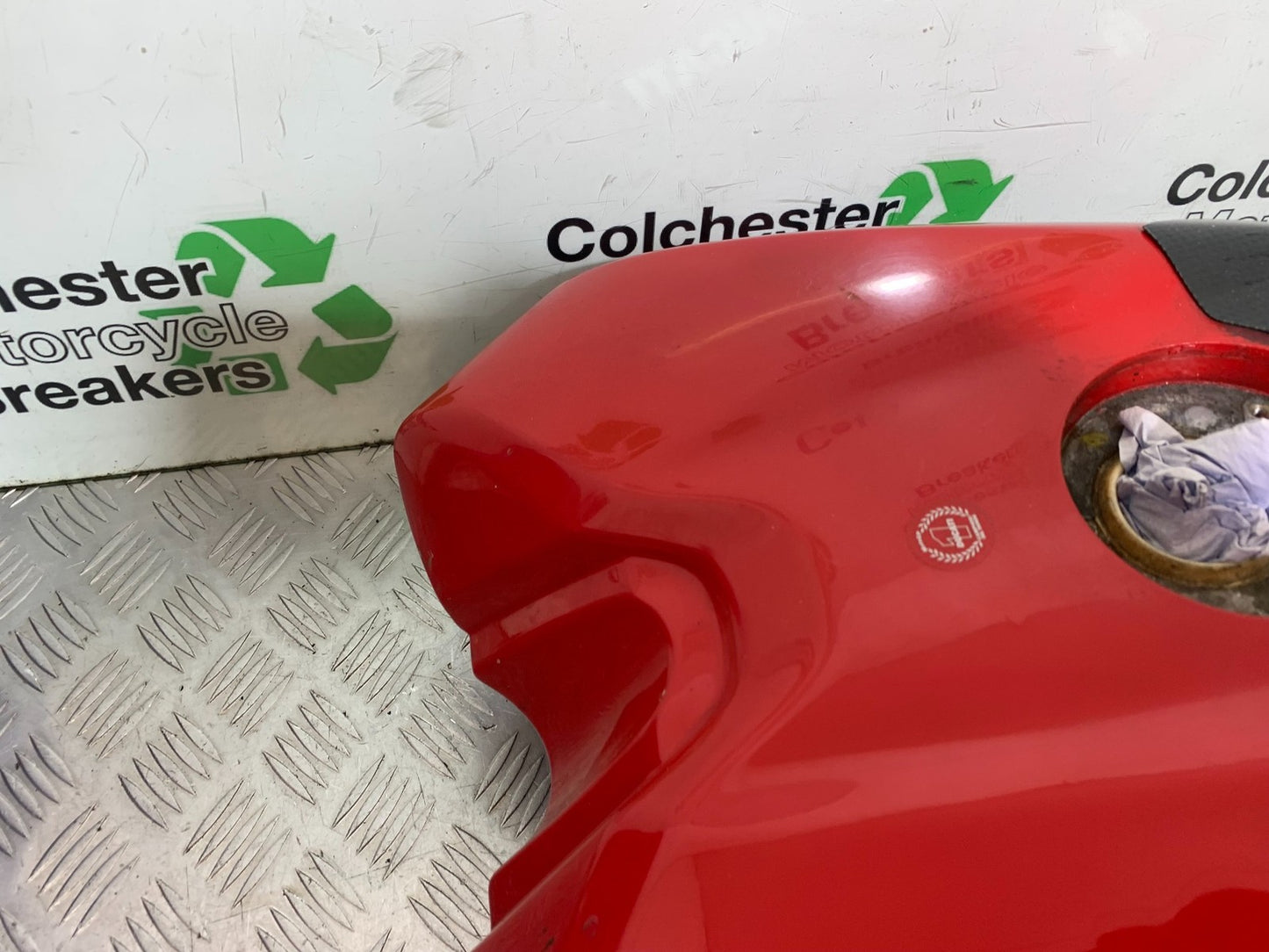 DUCATI 848 PETROL TANK  YEAR 2008-2010 (CMB1323)